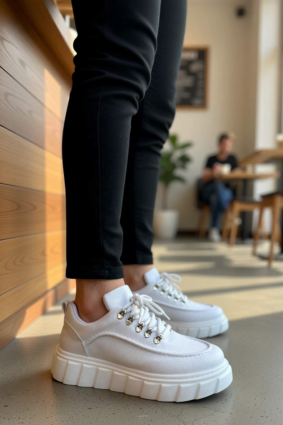Erkek Bağcıklı Rugan Sneaker Yuvarlak Burunlu Standart Kalıp Fonksiyonel Dayanıklı Estetik