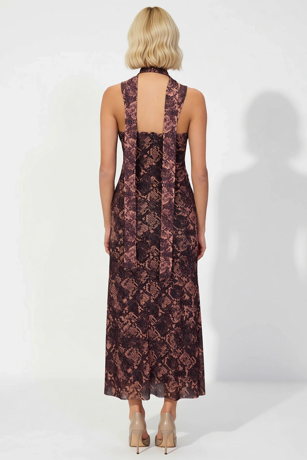 Kadın V Yaka Kolsuz Bodycon Kalıp Maxi Elbise Animal Desenli Tül Dokuma