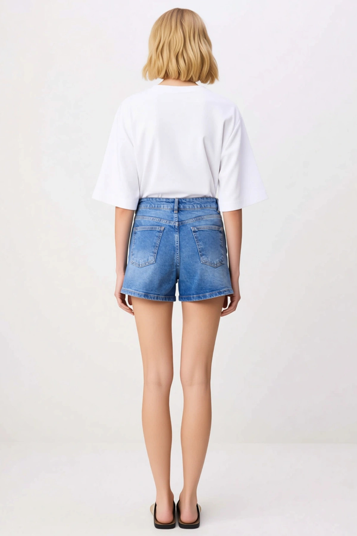Kadın Şort Etek Yüksek Bel Kruvaze Kapama Denim Kumaş Hafif Esnek Mini Boy Boru Paça Düz Desen