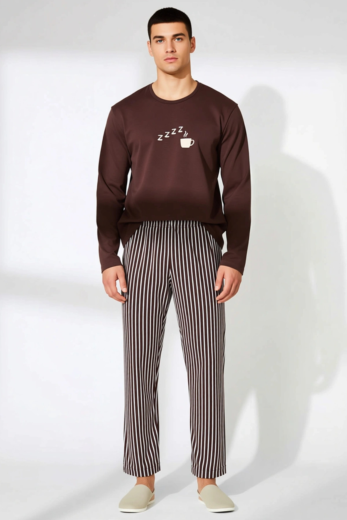 Kadın Bisiklet Yaka Uzun Kollu Regular Kalıp Sweatshirt ve Boru Paça Pantolon Takımı