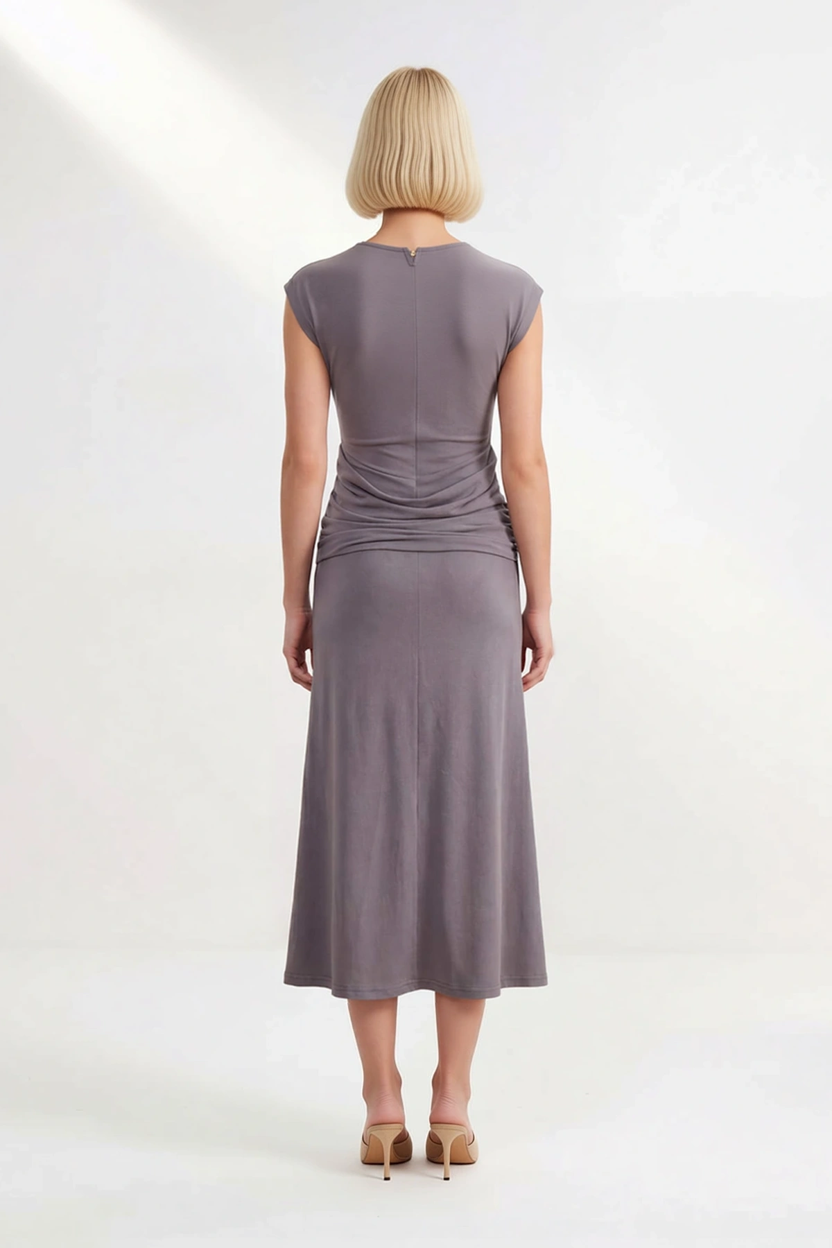 Kadın Kolsuz Bisiklet Yaka Midi Elbise Aksesuar Detaylı Bodycon Kesim Modal Kumaş Günlük Rahat Şık