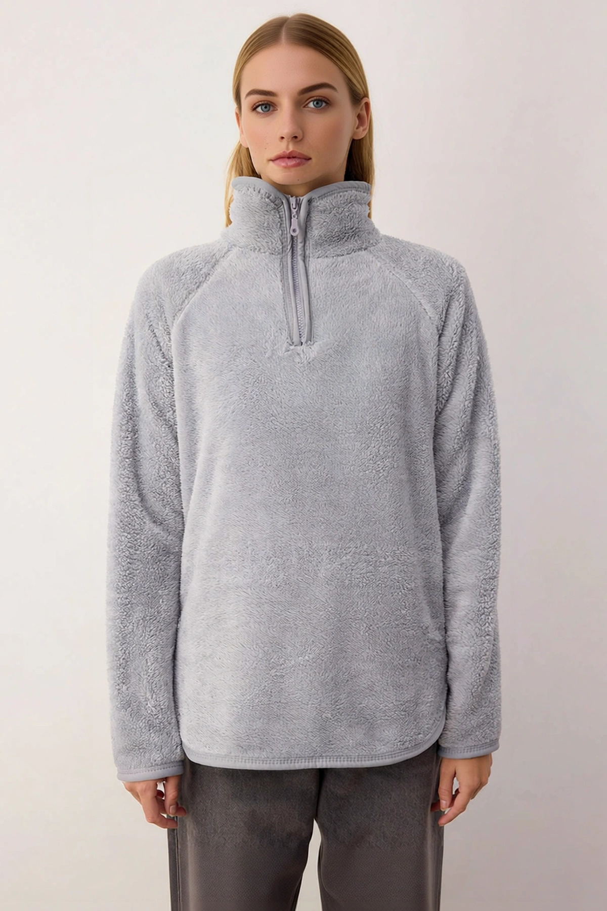 Kadın Dik Yaka Düşük Kol Fermuarlı Oversize Kalıp Örme Sweatshirt Fonksiyonel Dayanıklı Şık