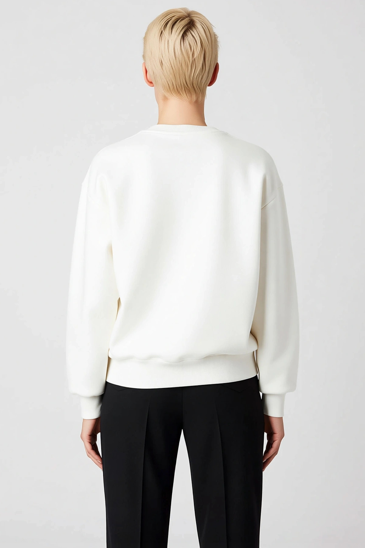 Kadın Bisiklet Yaka Standart Kol Nakışlı Sweatshirt Fonksiyonel Dayanıklı Kaliteli Estetik