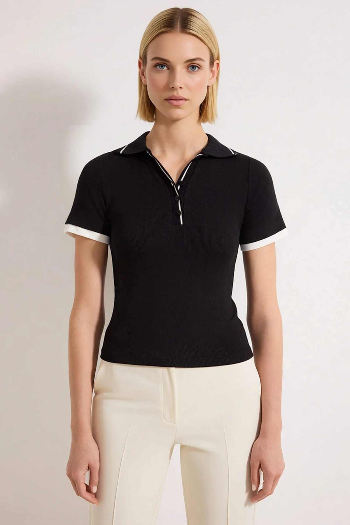 Kadın Bluz Polo Yaka Kısa Kol Fitted Fitilli Örme Biyeli Esnek Kaşkorse Vücuda Oturan