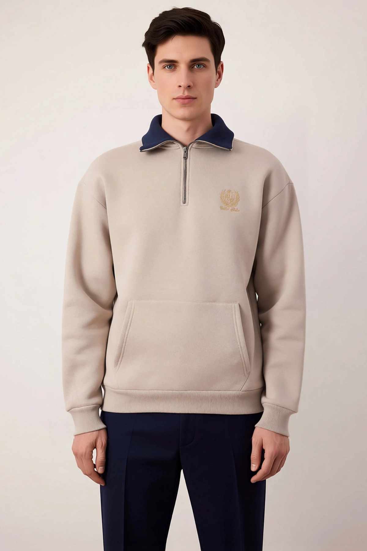 Erkek Fermuarlı Dik Yaka Düşük Kol Nakışlı Sweatshirt Fonksiyonel Dayanıklı Kaliteli Rahat