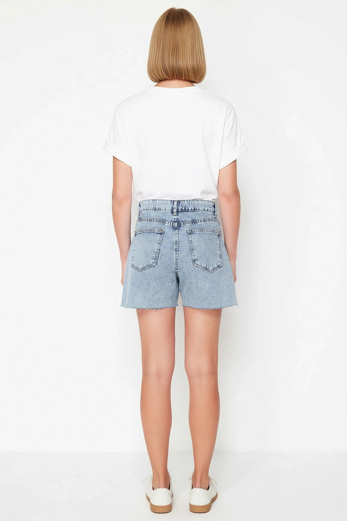 Kadın Şort Pileli Yüksek Bel Geniş Paça Düz Desen City Kalıp Denim Rigid Dokuma Spor