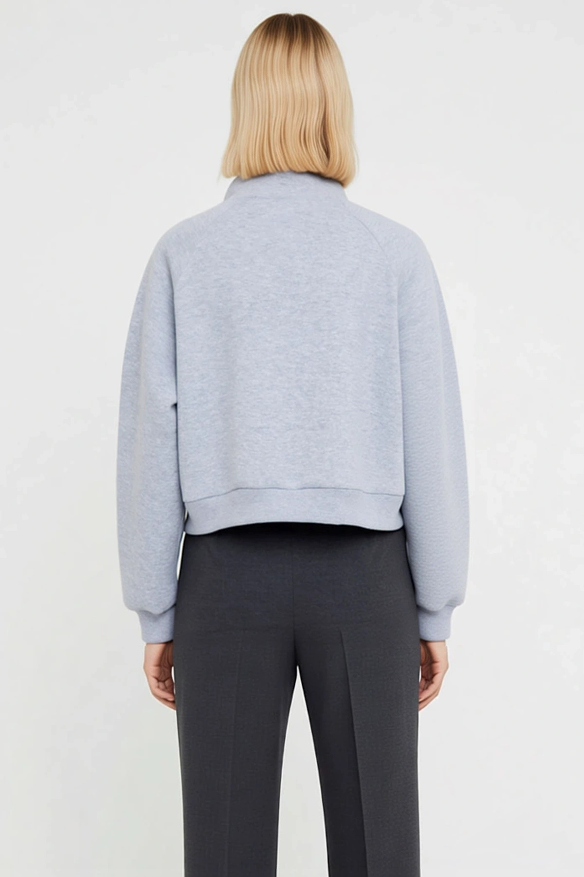 Kadın Dik Yaka Reglan Kol Fermuarlı Sweatshirt Fonksiyonel Dayanıklı Kaliteli Konforlu Şık
