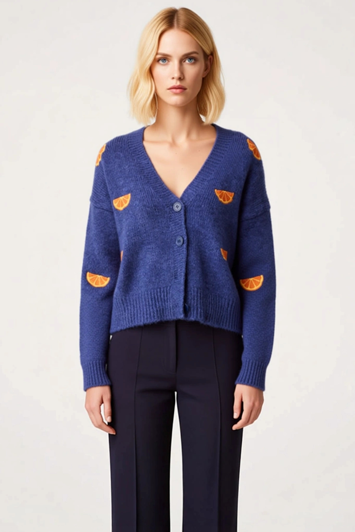 Kadın Oversize Crop V Yaka Düşük Kol Nakışlı Triko Hırka Portakal Dilimi Desenli Yumuşak Dokulu