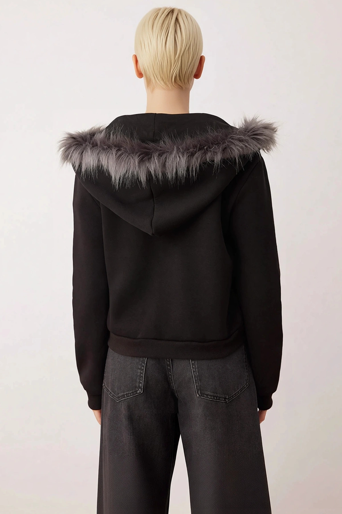 Kadın Fermuarlı Kürklü Yaka Standart Kol Regular Kalıp Kalın Örme Sweatshirt Fonksiyonel Şık