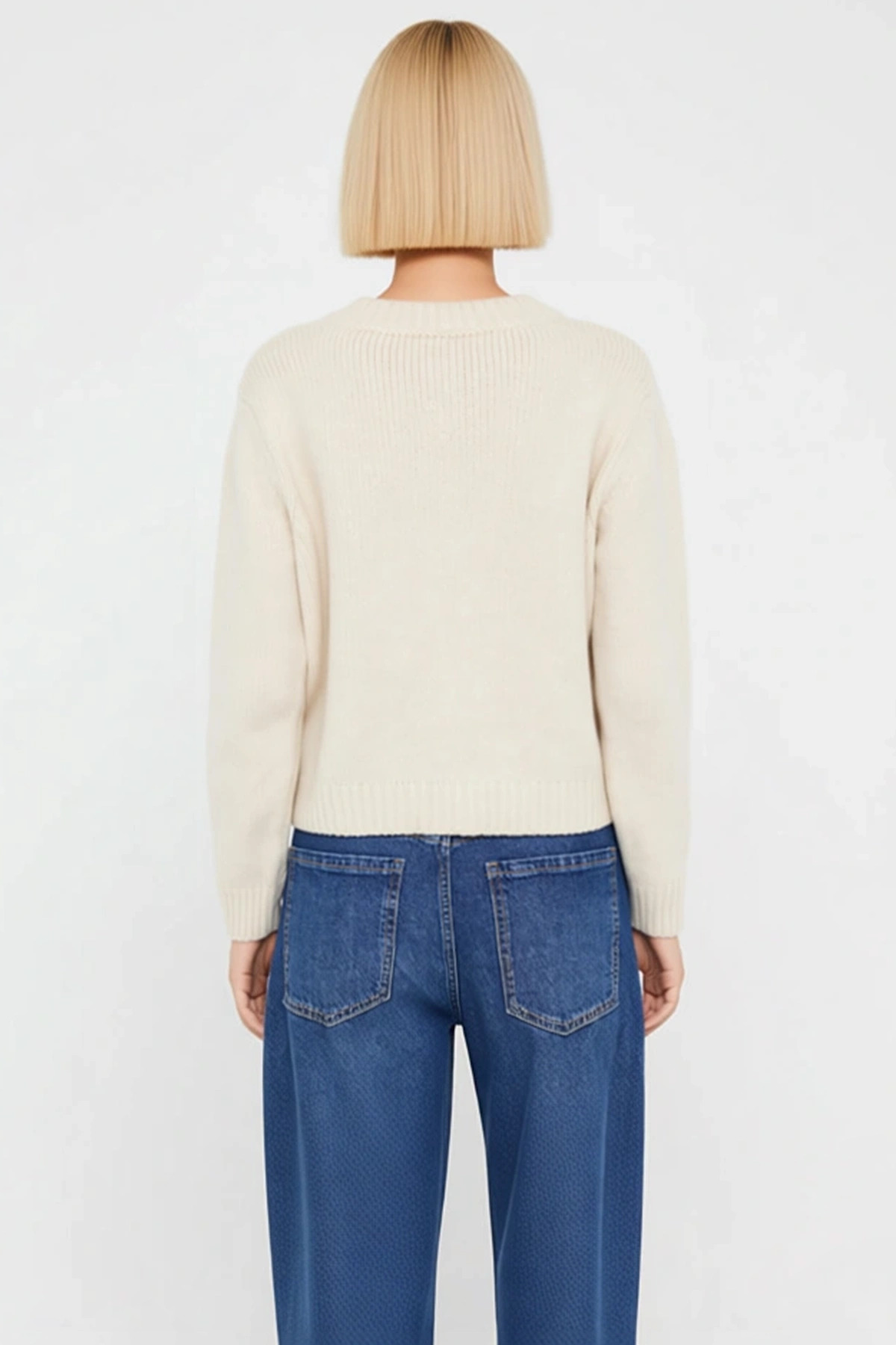 Kadın Crop Kesim Metal Detaylı Bisiklet Yaka Uzun Kollu Yumuşak Dokulu Triko Hırka Casual Stiller