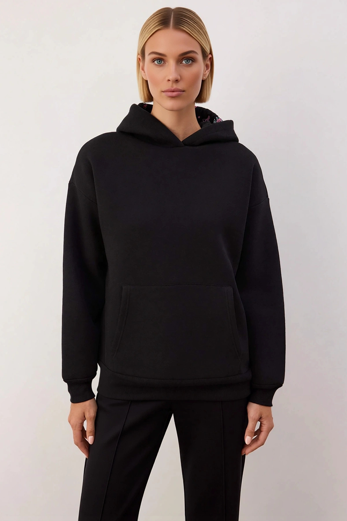 Kadın Kapüşonlu Standart Kol Baskılı Sweatshirt Fonksiyonel Dayanıklı Kaliteli Konforlu Şık
