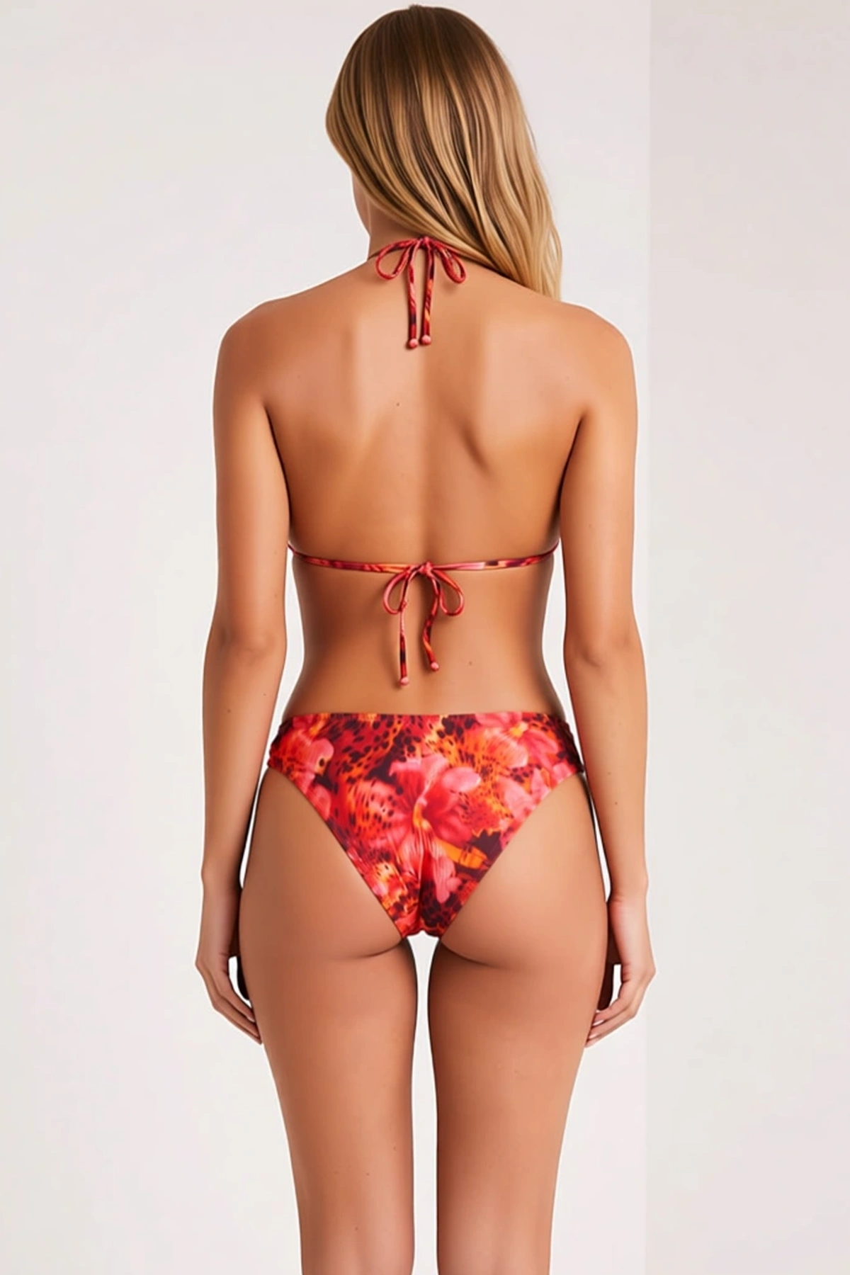 Kadın Çiçek Desenli Bikini Takımı Üçgen Kaplı Halter Yaka High Leg Kesim Örme Kumaş Modern