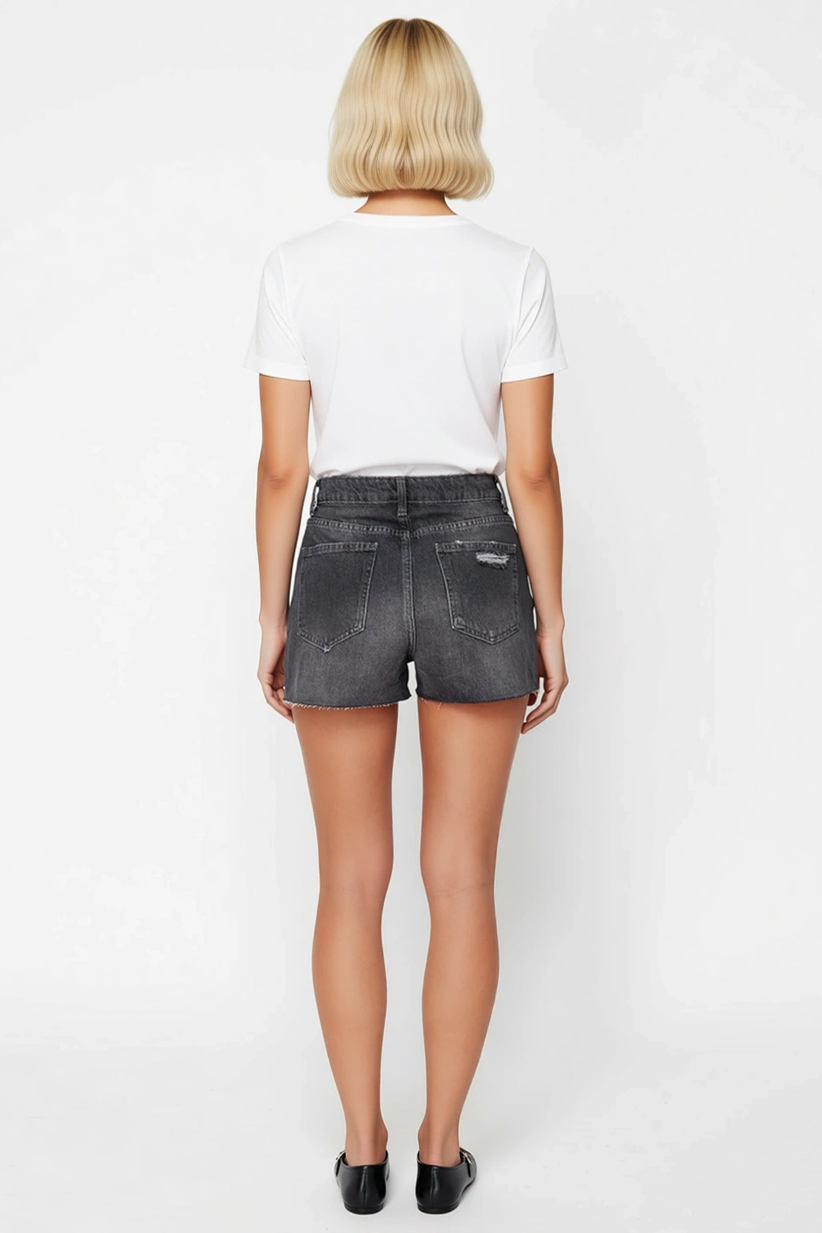 Kadın Şort Denim Yüksek Bel Düz Desen Straight Kalıp Önden Düğmeli Rigid Dokuma Yazlık