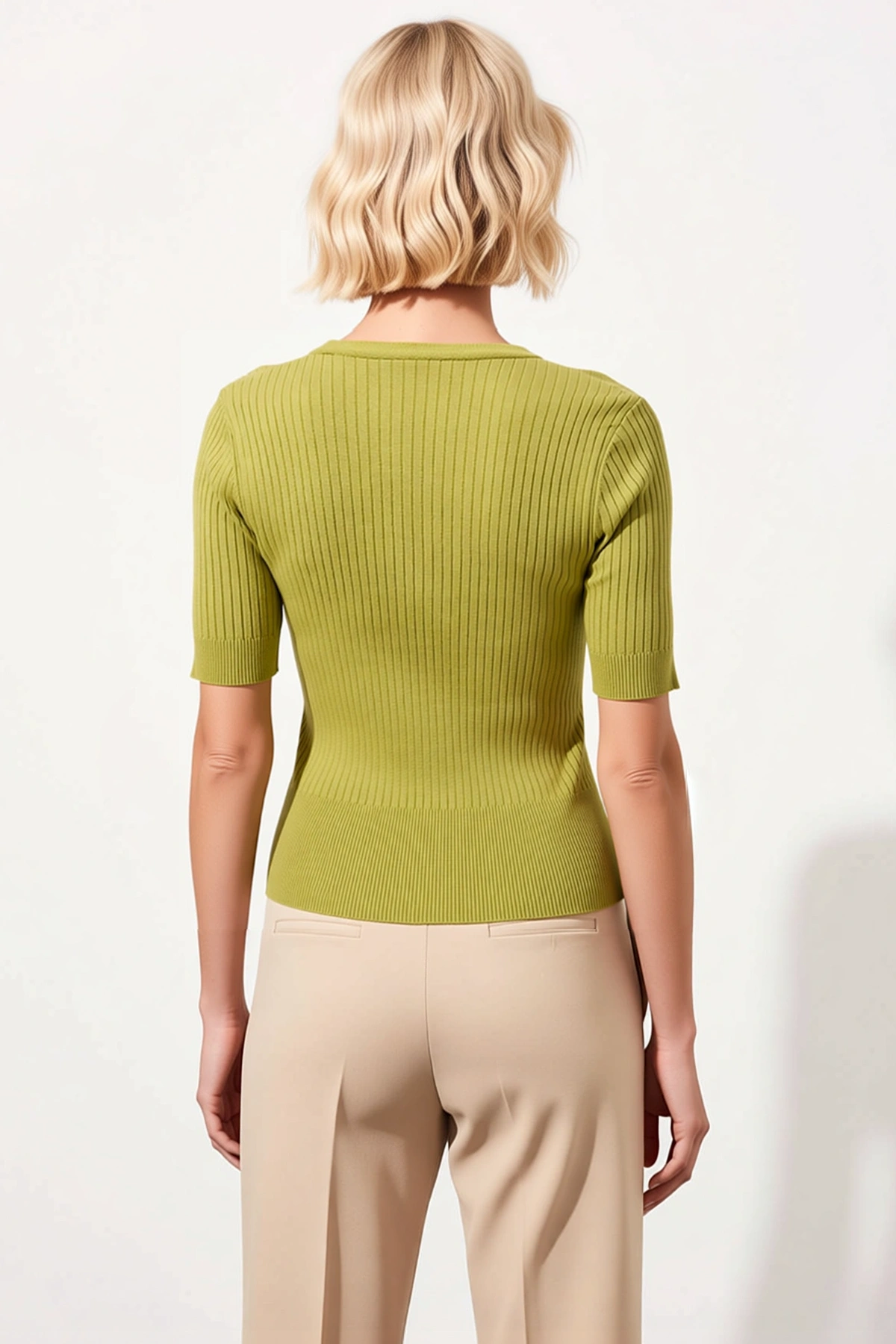 Kadın Bluz V Yaka Kısa Kol Fitilli Triko İnce Fitted Kalıp Düz Desen İlkbahar Sonbahar Mevsimlik
