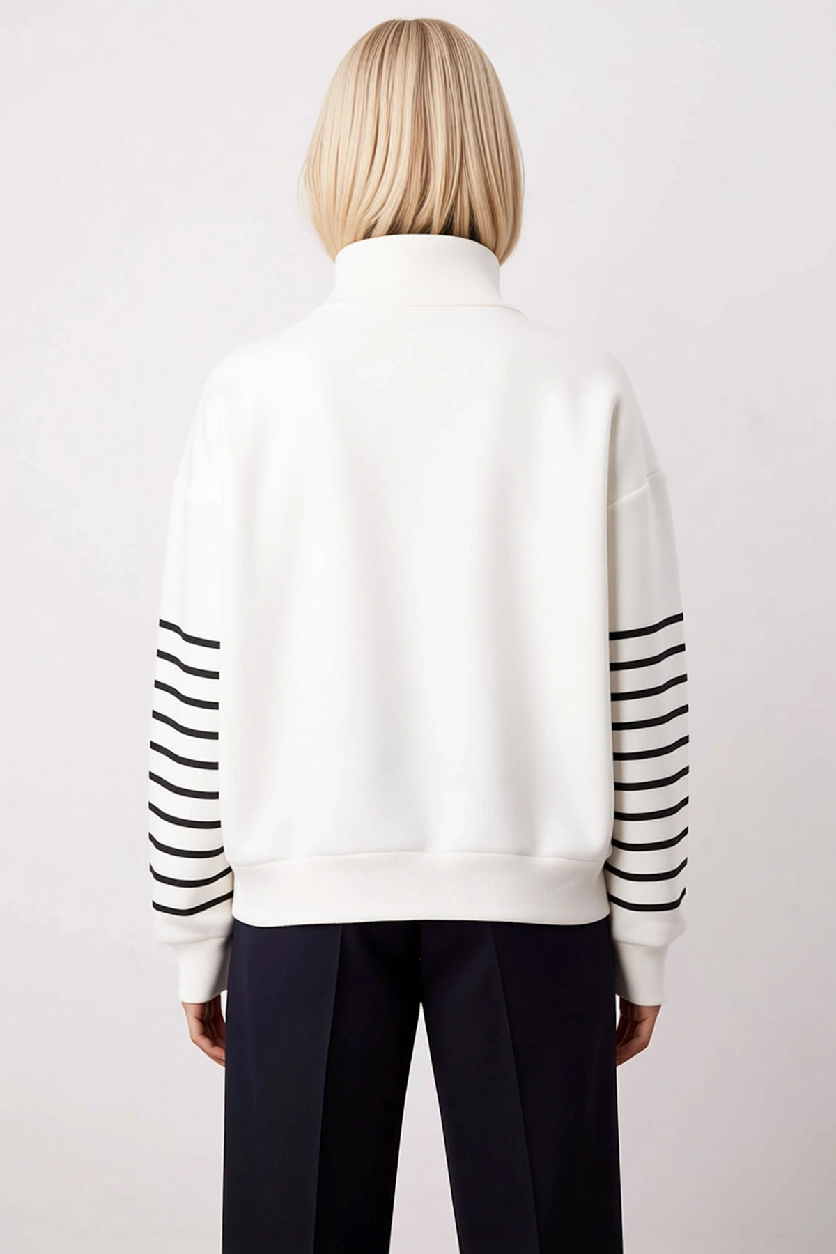 Kadın Dik Yaka Düşük Kol Fermuarlı Çizgili Oversize Kalın Örme Sweatshirt Fonksiyonel Spor