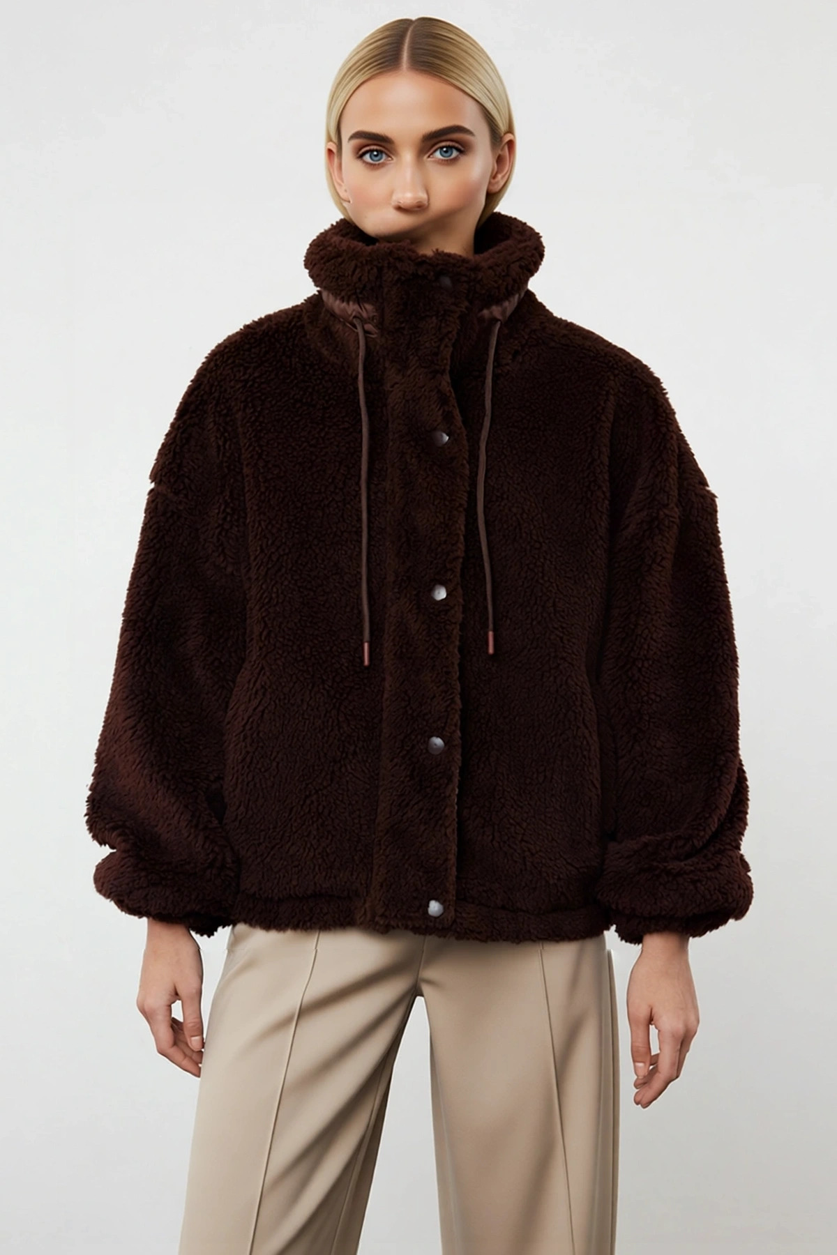 Kadın Oversize Kalıp Dik Yaka Düz Peluş Ceket Uzun Kol Fonksiyonel Dayanıklı Kaliteli Spor
