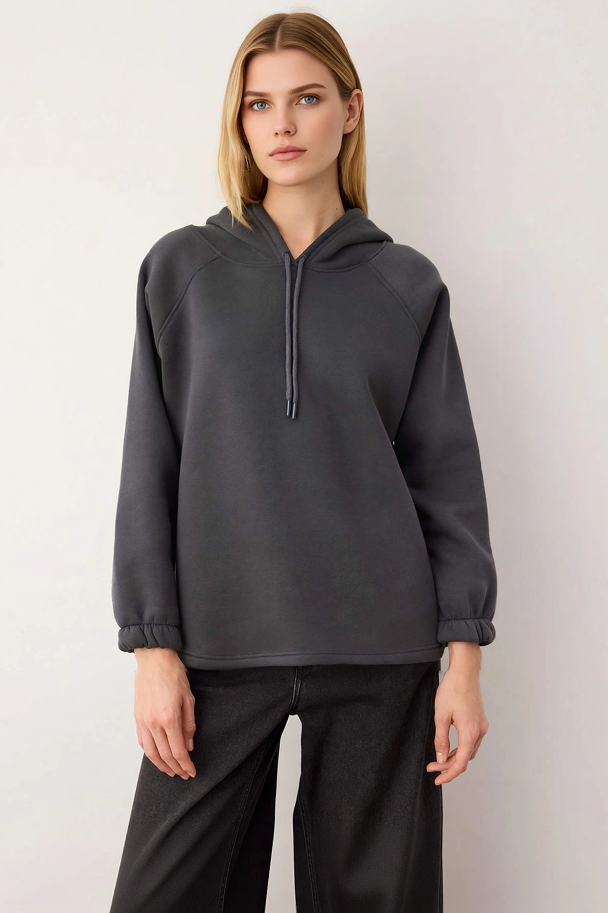 Kadın Kapüşonlu Düşük Kol Örme Sweatshirt Fonksiyonel Dayanıklı Kaliteli Konforlu Estetik Şık