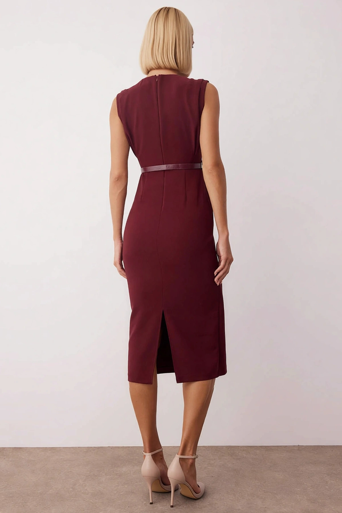 Kadın Bisiklet Yaka Kolsuz Bodycon Kalıp Düz Desen Dokuma Midi Elbise Fonksiyonel Kaliteli