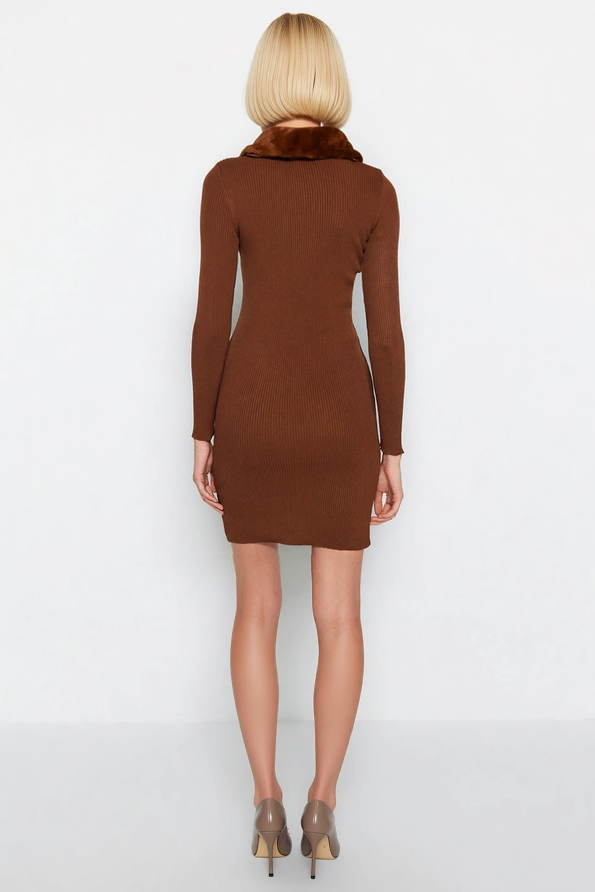 Kadın Polo Yaka Uzun Kol Bodycon Kalıp Triko Elbise Detaylı Mini Boy Modern