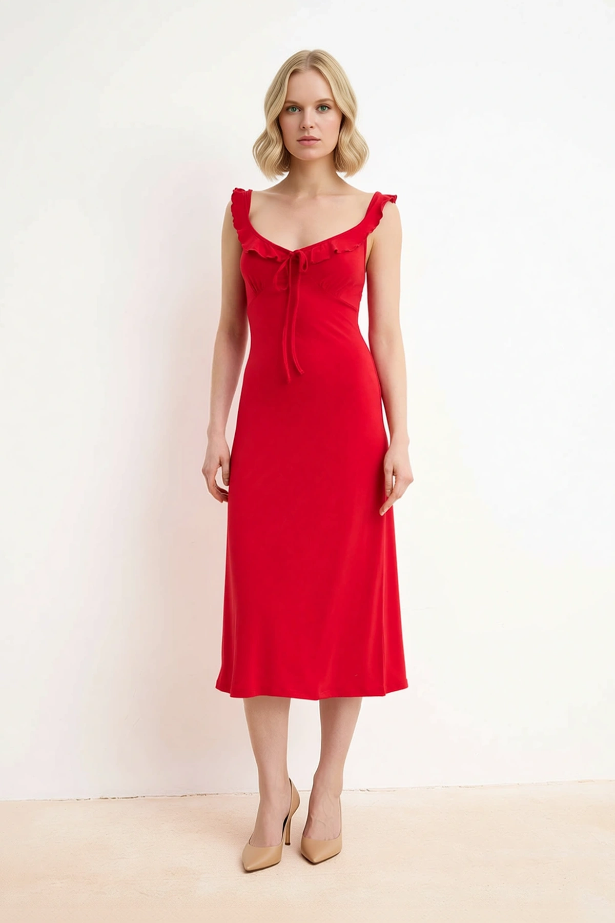 Kadın Maxi Bodycon V Yaka Kolsuz Volanlı Askılı Astarlı Esnek Örme Elbise Günlük Rahat Modern Şık