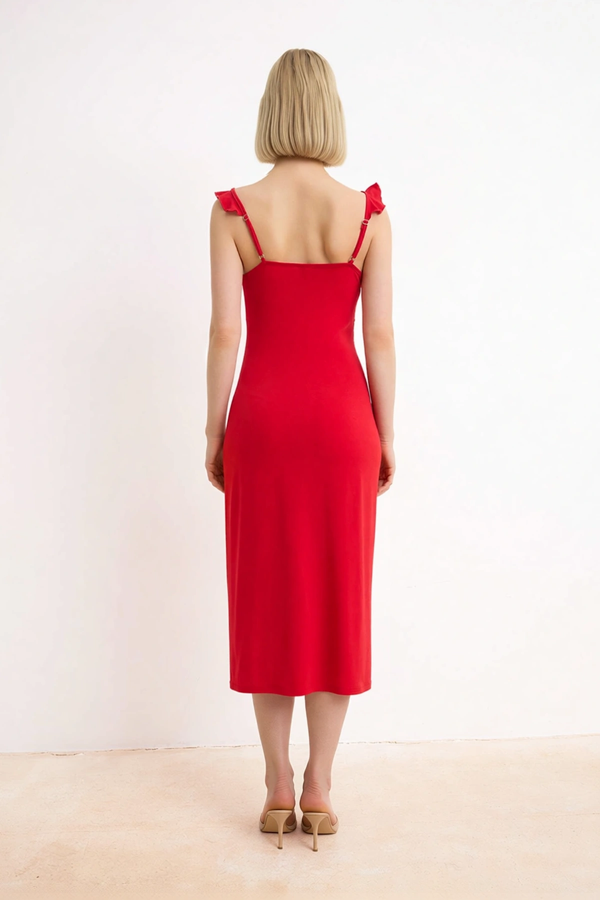 Kadın Maxi Bodycon V Yaka Kolsuz Volanlı Askılı Astarlı Esnek Örme Elbise Günlük Rahat Modern Şık