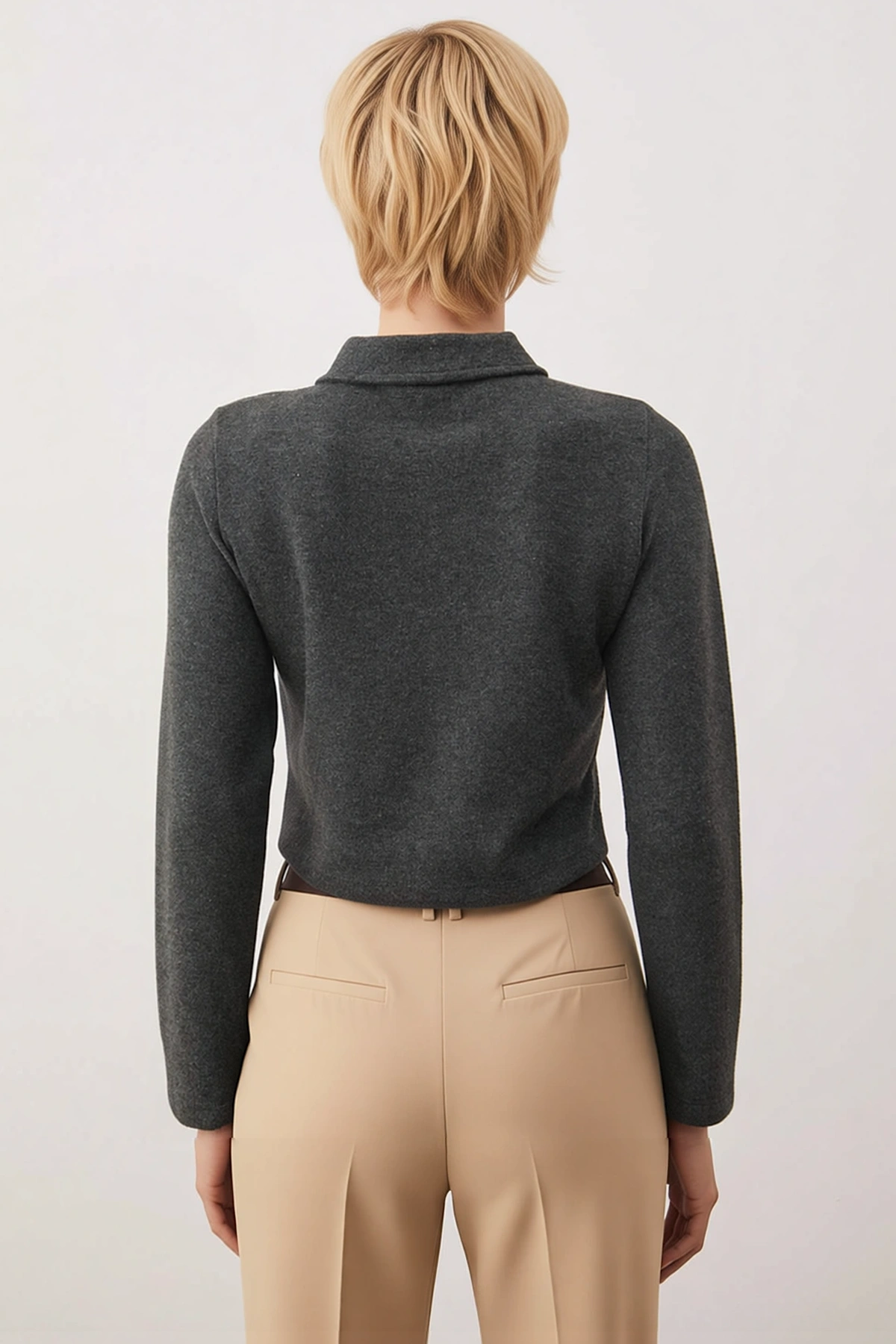 Kadın Bluz Crop Polo Yaka Uzun Kol Düğmeli Esnek Örme Kaşkorse Dokuma Düz Desen Regular Kalıp