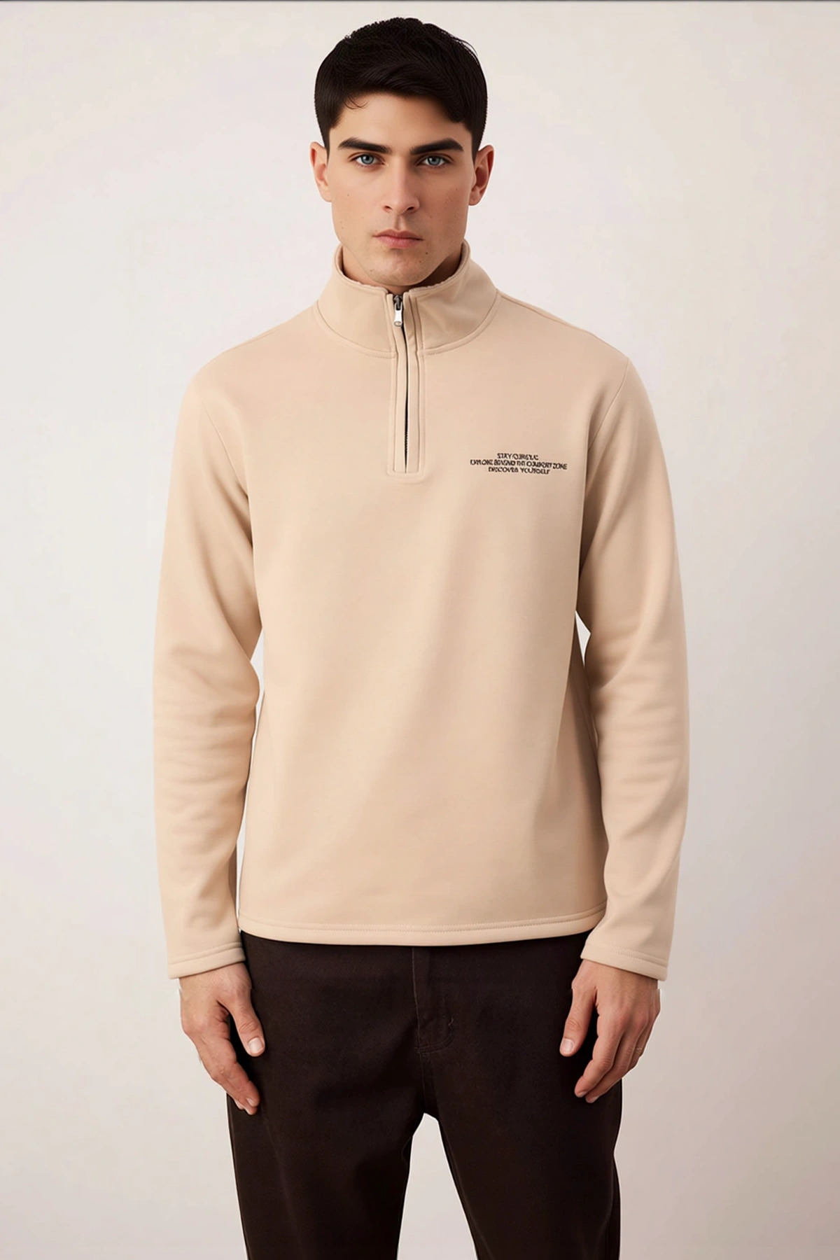 Erkek Dik Yaka Standart Kol Nakışlı Sweatshirt Fonksiyonel Dayanıklı Kaliteli Konforlu Şık
