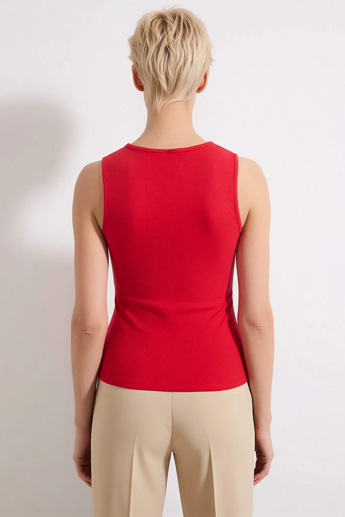 Kadın Bluz Fitted Crop Bisiklet Yaka Kolsuz Düğmeli Fitilli Örme Kaşkorse Dokulu Esnek Şık