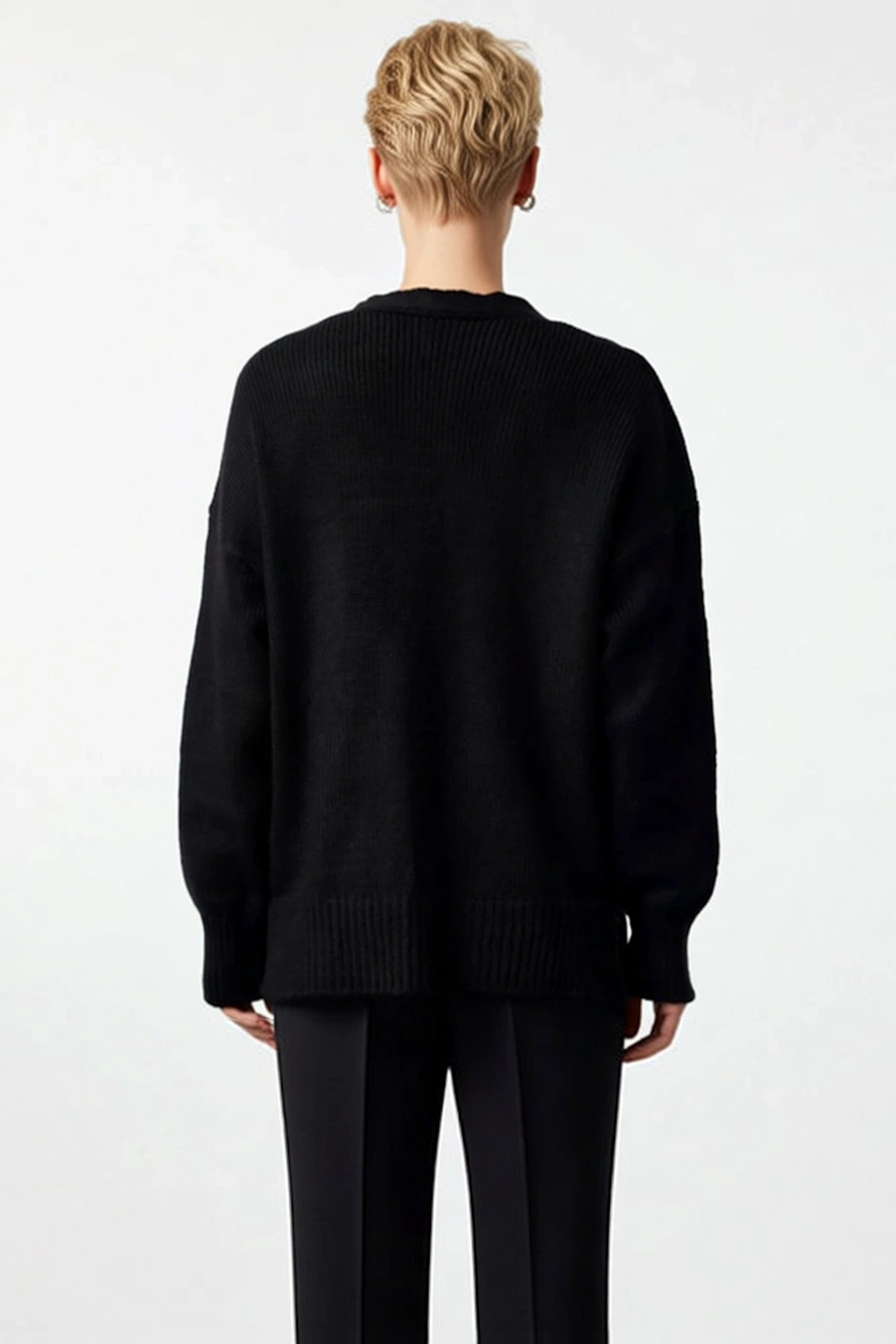 Kadın Oversize Selanik Örgü Triko Hırka V Yaka Düşük Kol Cepli Rahat Kesim Yumuşak Dokulu Basic Stil