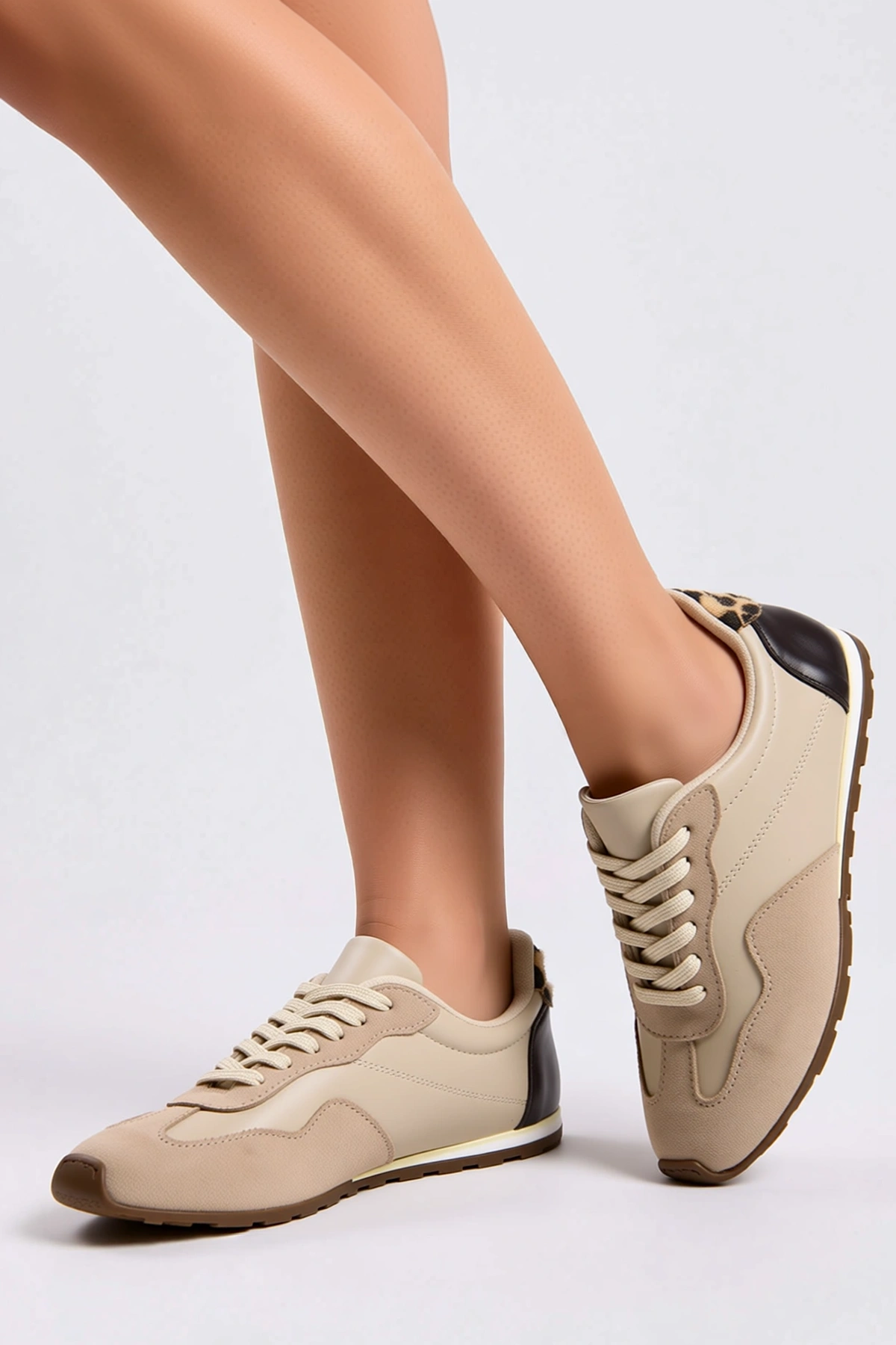 Kadın Retro Stil Bağcıklı Sneaker Süet Detaylı Konforlu Günlük Spor Ayakkabı Rahat Modern Şık Zarif