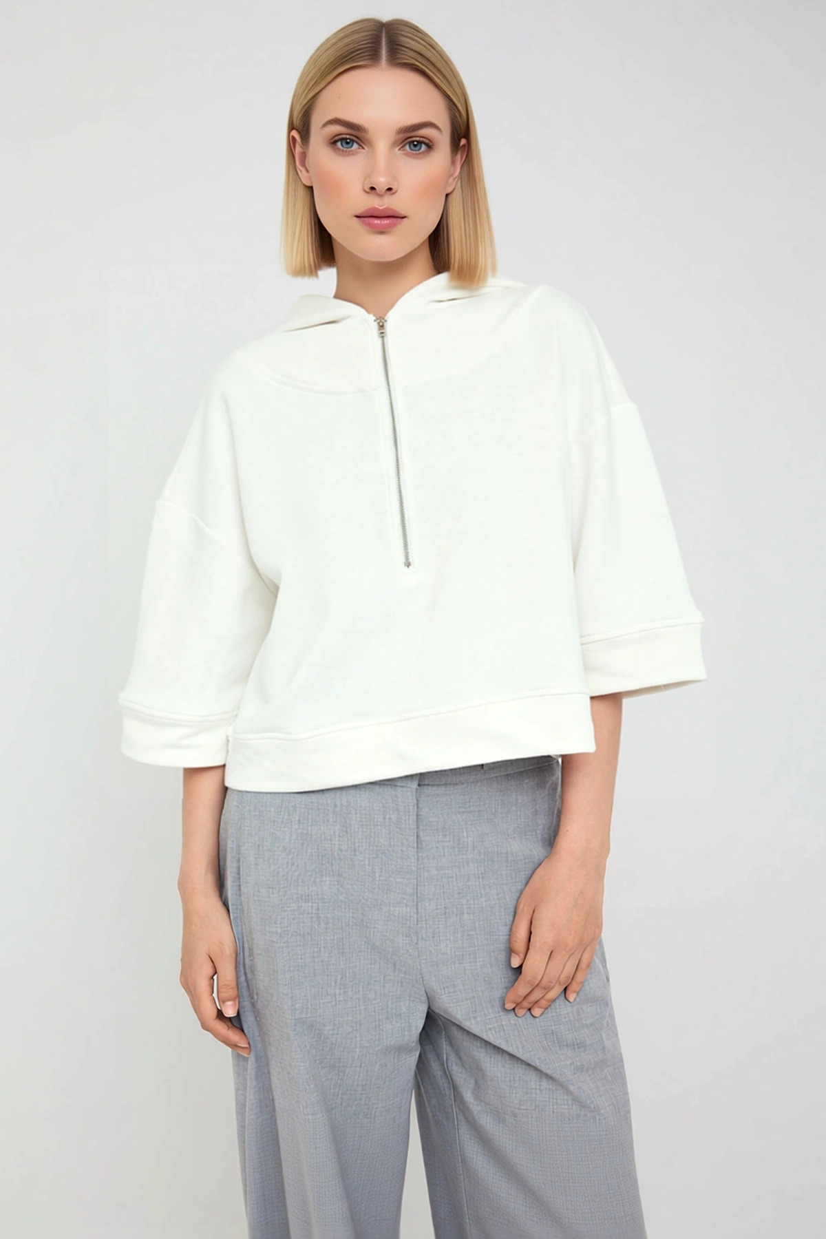 Kadın Kapüşonlu Truvakar Kol Fermuar Detaylı Oversize Sweatshirt Fonksiyonel Dayanıklı Şık