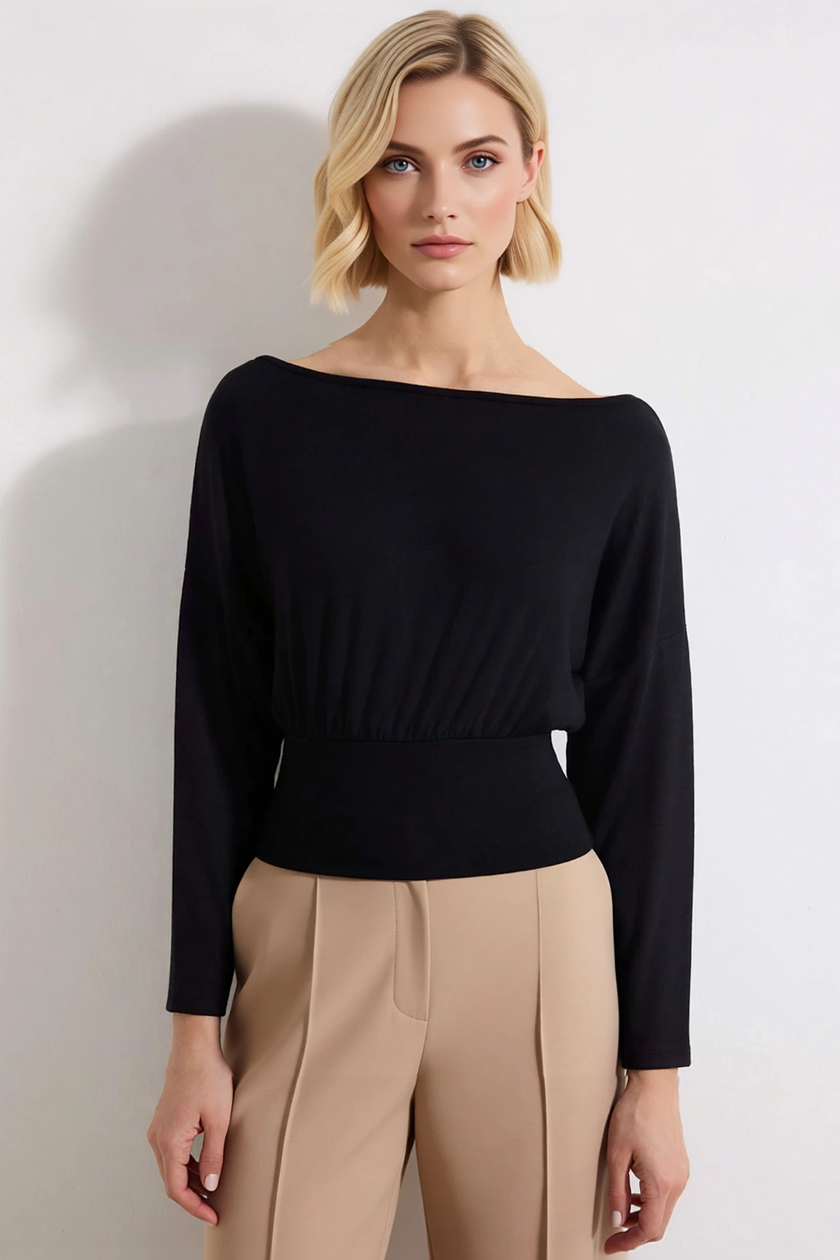 Kadın Örme Bluz Kayık Yaka Uzun Kol Fitted Kalıp Peplum Bel Detaylı Yumuşak Dokulu Estetik