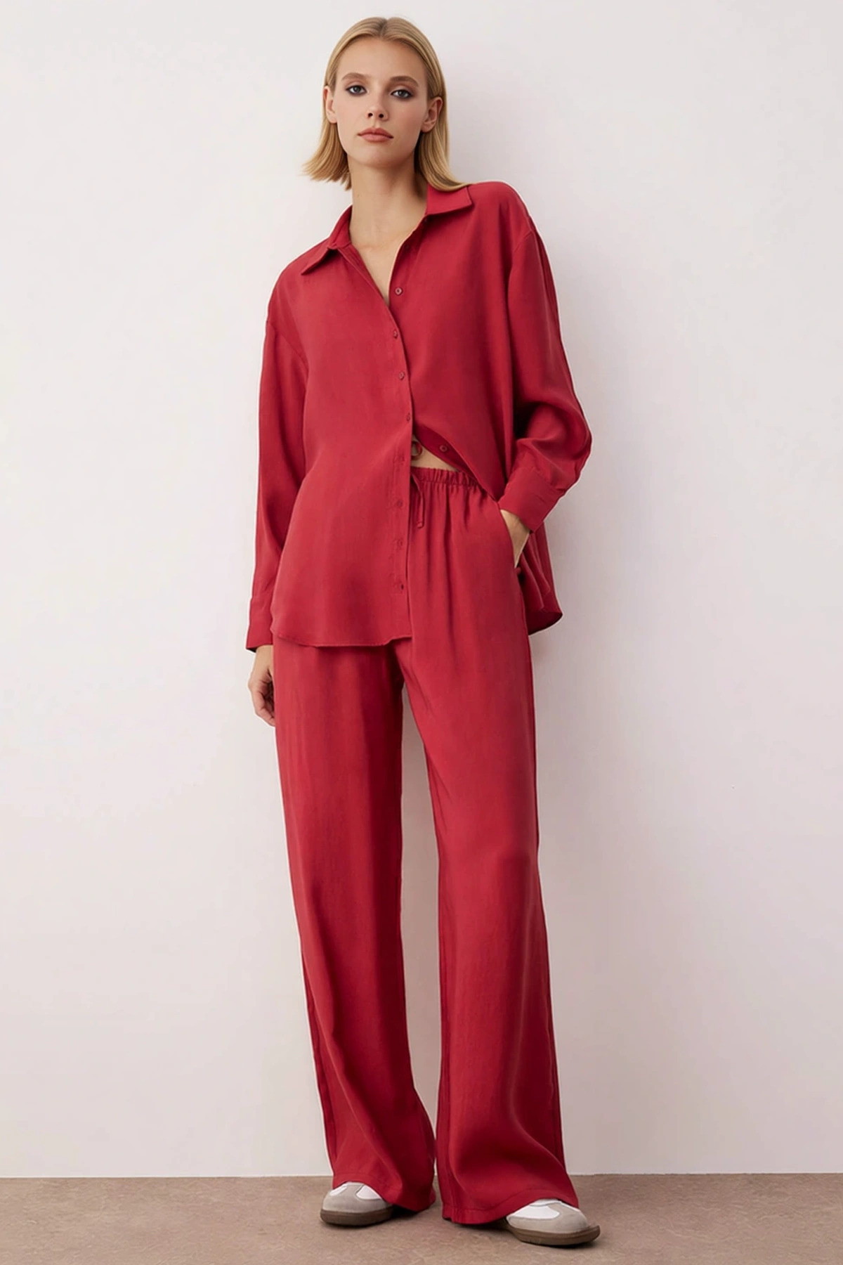 Kadın Alt Üst Oversize Rahat Kesim Dokuma Gömlek Ve Beli Lastikli Geniş Paça Pantolon İkili Takım