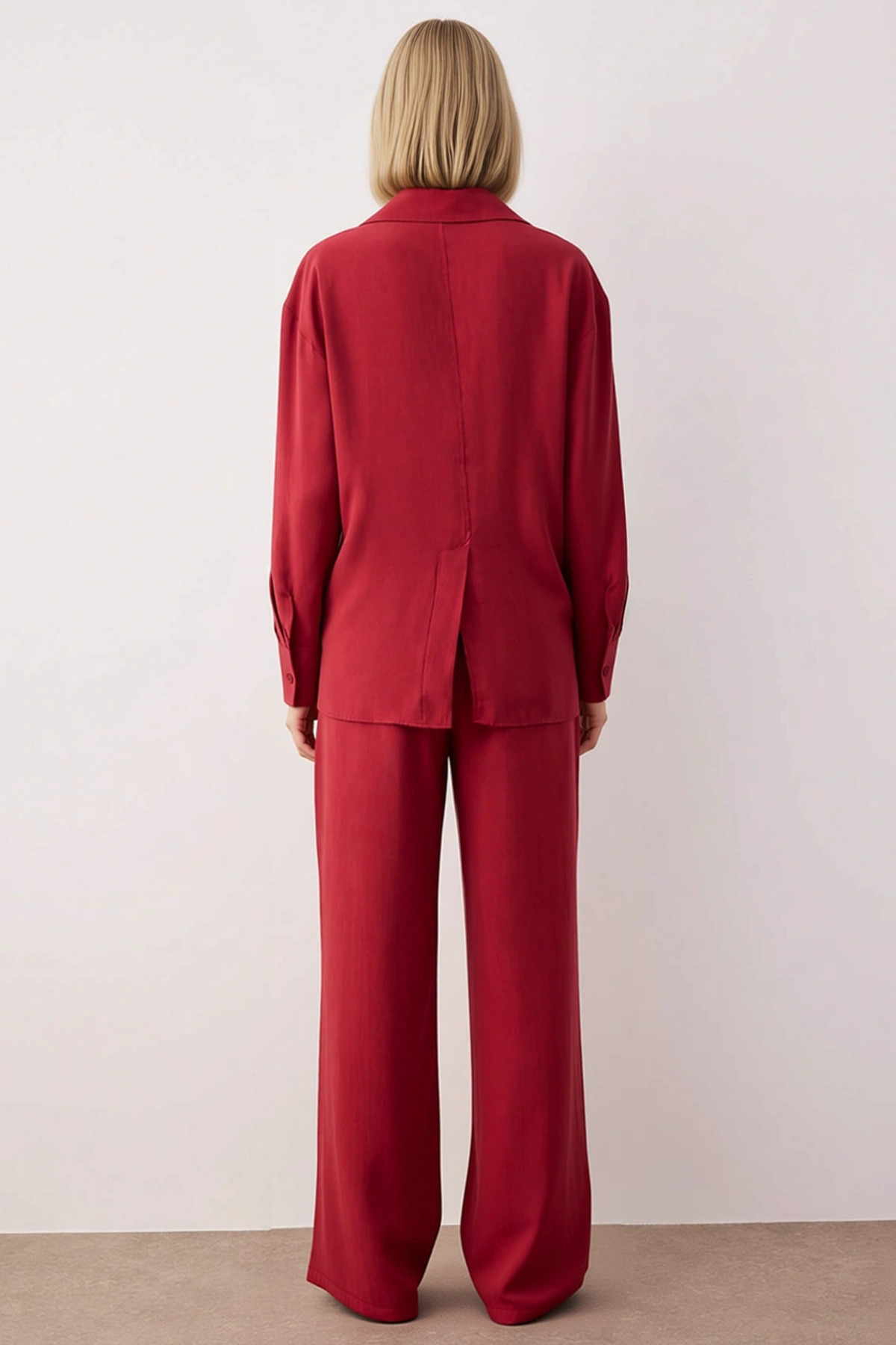Kadın Alt Üst Oversize Rahat Kesim Dokuma Gömlek Ve Beli Lastikli Geniş Paça Pantolon İkili Takım