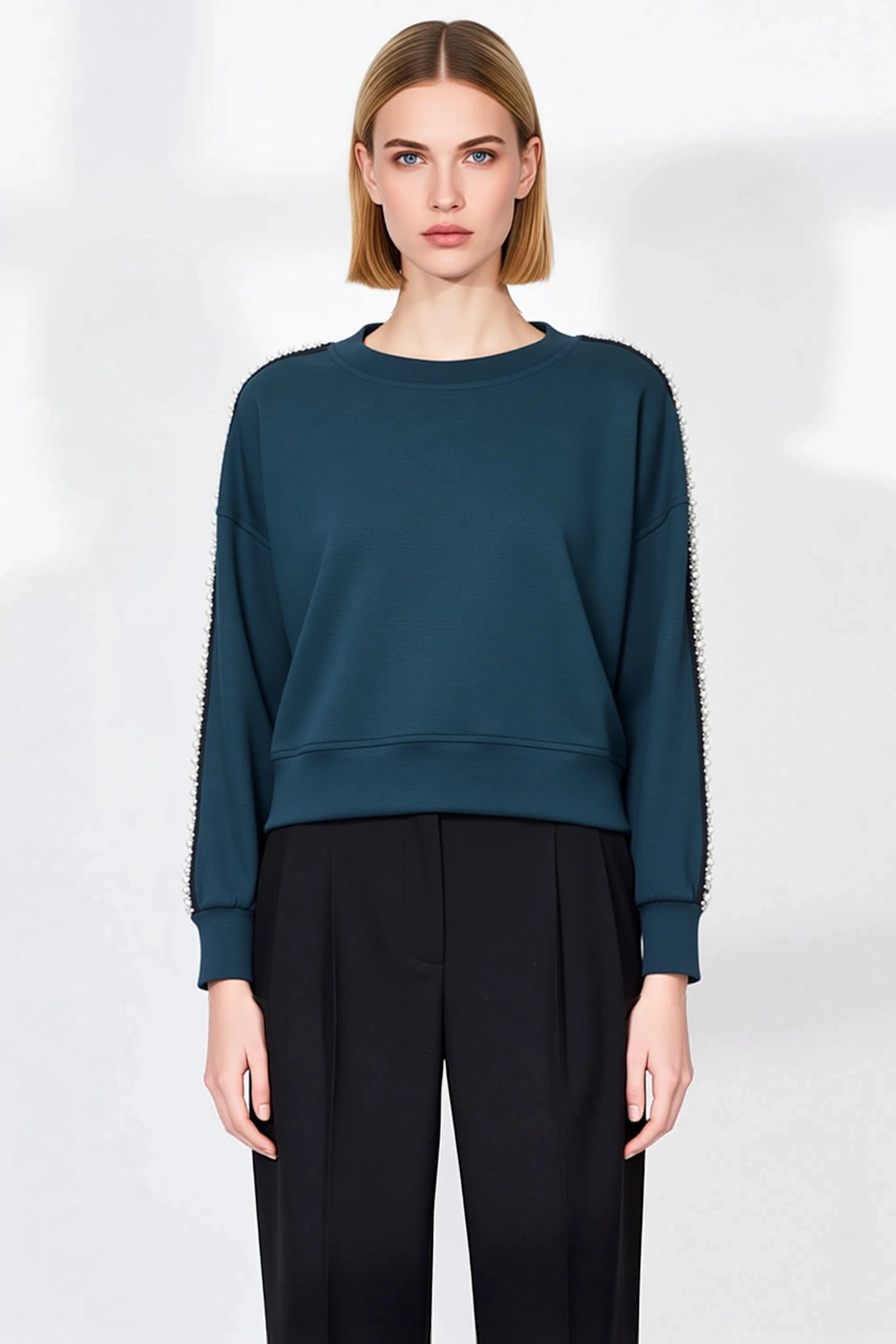 Kadın Bisiklet Yaka Düşük Kol Regular Sweatshirt Fonksiyonel Dayanıklı Kaliteli Konforlu Şık
