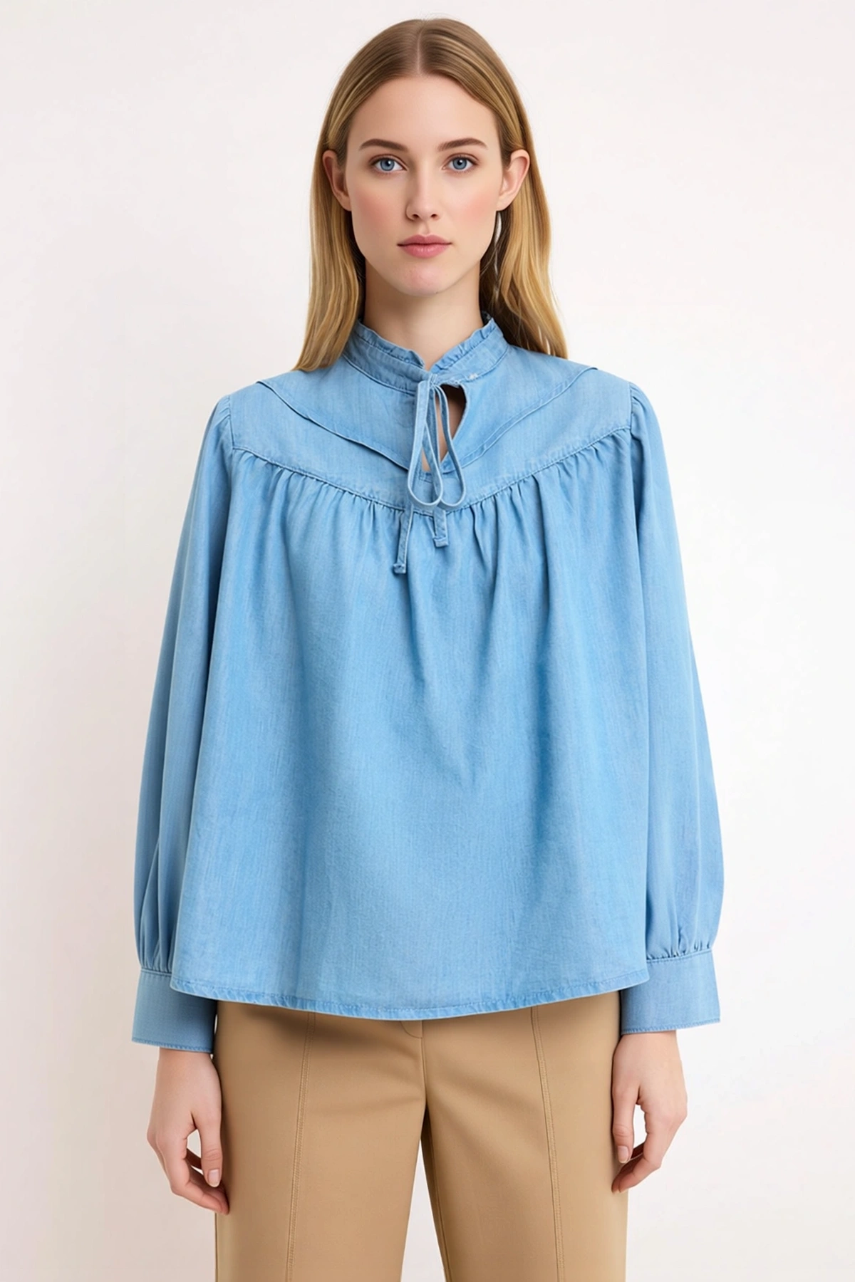 Kadın Bluz Relaxed Fit Yaka Uzun Kol Denim Kumaş Bağlama Detaylı Düz Desen Casual Ortam