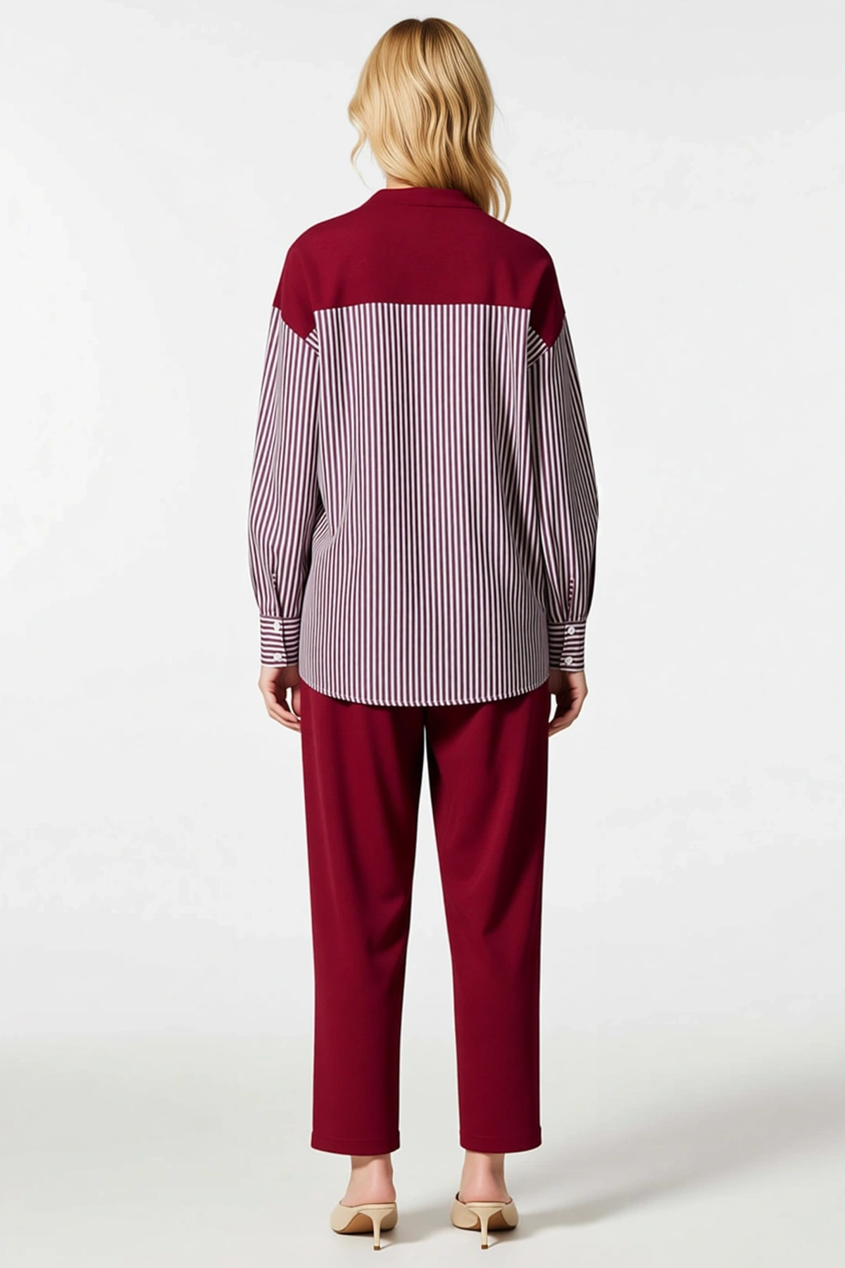 Kadın Alt Üst Oversize Rahat Kesim Örme Sweatshirt Ve Geniş Paça Eşofman Takım Çizgili Dokuma Kumaş