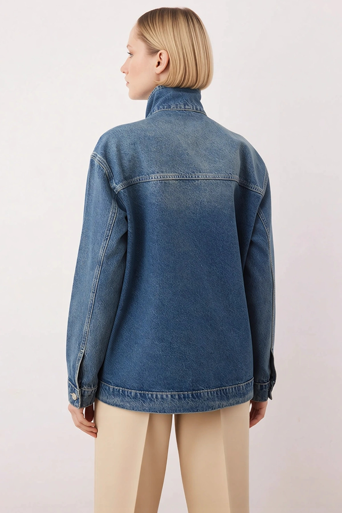 Kadın %100 Pamuk Dik Yaka Düşük Kol Denim Ceket Fonksiyonel Dayanıklı Kaliteli Konforlu Şık