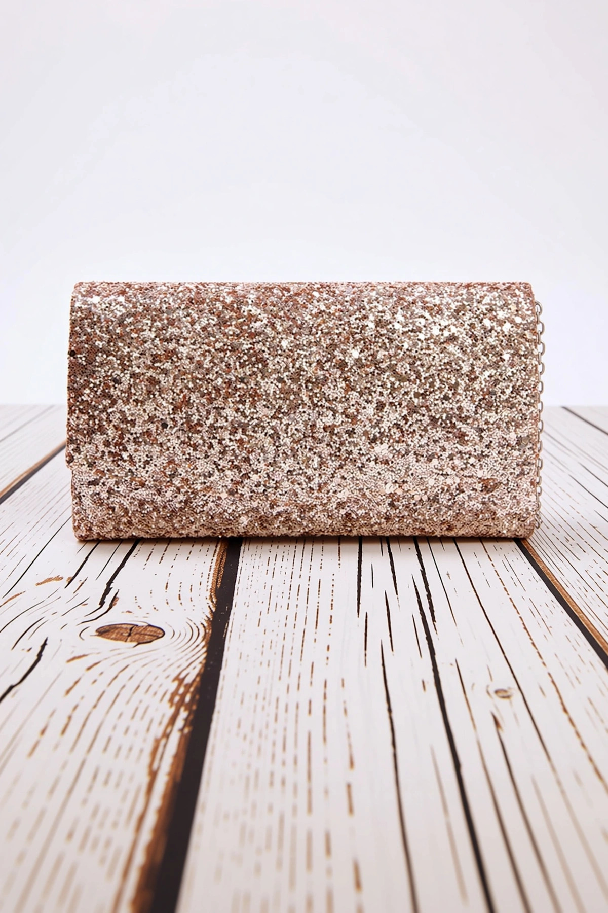 Kadın Simli Parti Clutch Çanta Zincir Askılı Düz Desen Kapaklı Kapanış Mekanizmalı Model