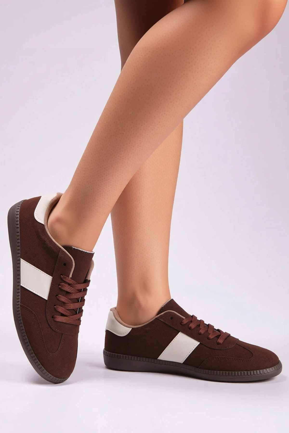 Kadın Retro Stil Nubuk Bağcıklı Spor Ayakkabı Renk Bloklu Desen Rahat Günlük Sneaker Modern Şık