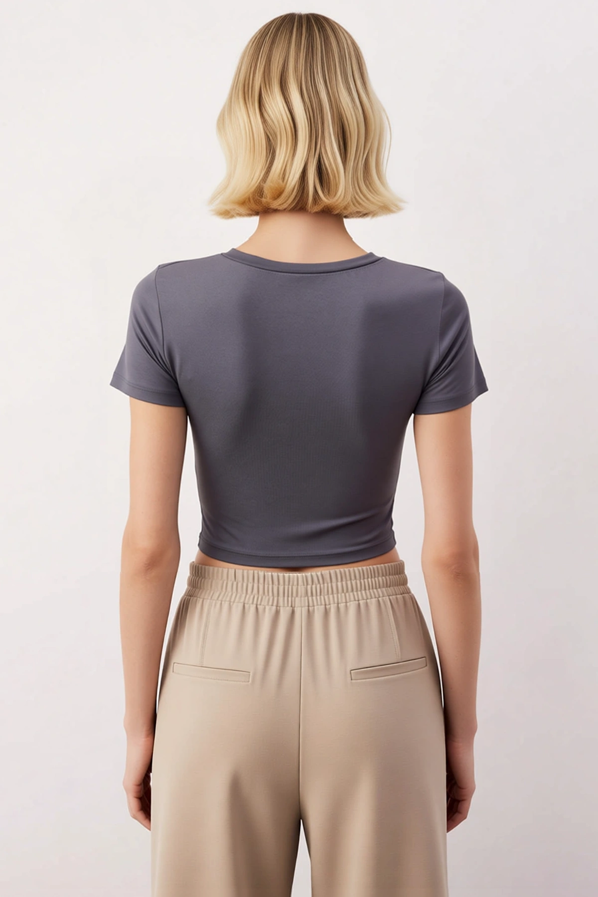Kadın Bluz Spor Büzgü Detaylı Micro Örme Kumaş Bisiklet Yaka Kısa Kol Fitted Kalıp Düz Desen