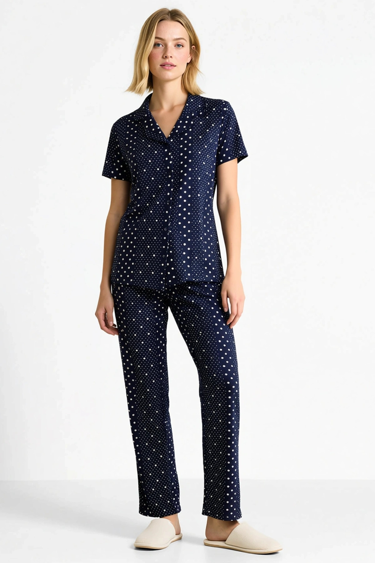 Kadın Gömlek Yaka Kısa Kol Puantiyeli Regular Kalıp Pijama Takımı Şık