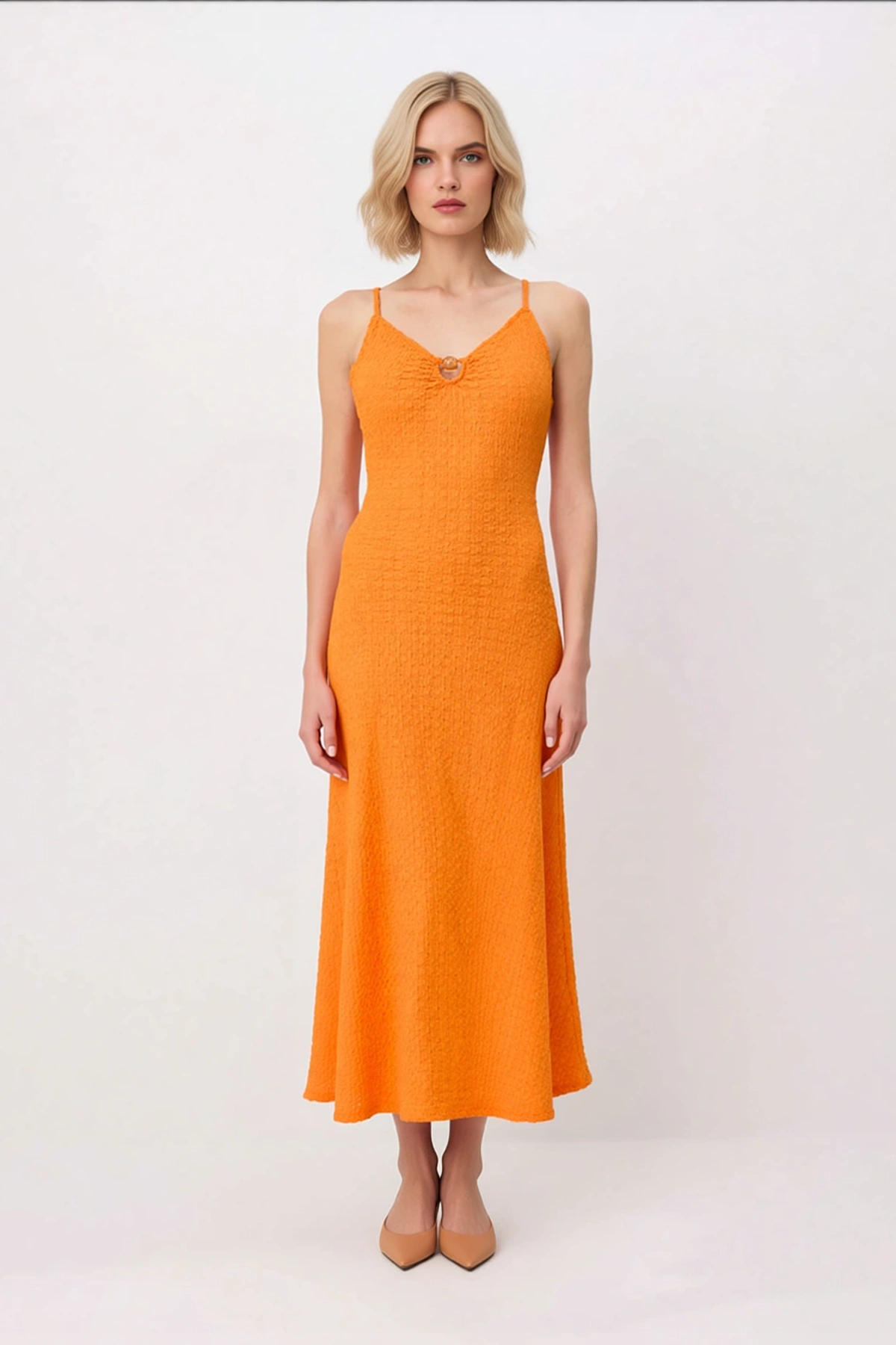 Kadın İnce Askılı V Yaka Dokulu Bodycon Maxi Elbise Astarsız Rahat Kesim Yaz Koleksiyonu Günlük