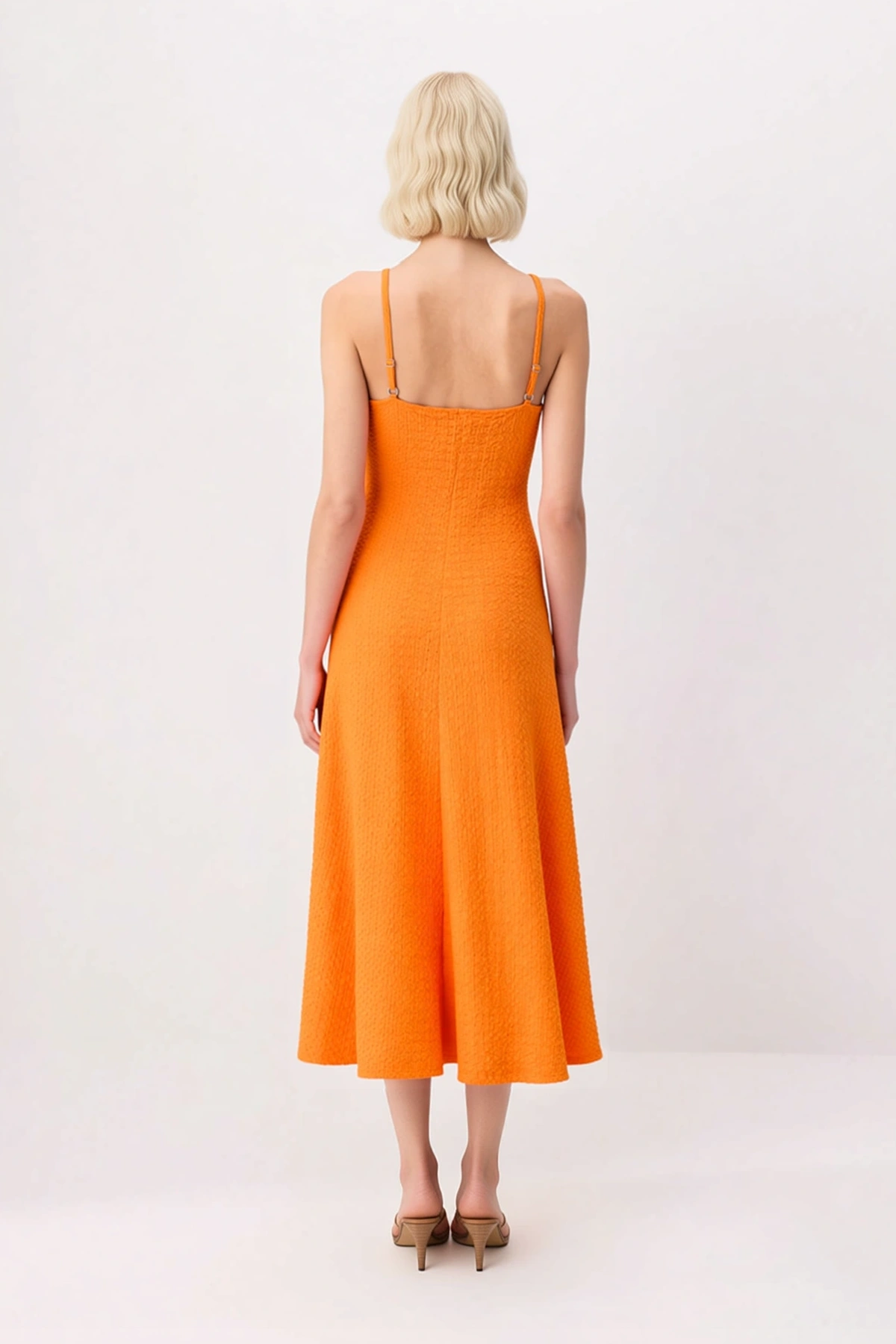 Kadın İnce Askılı V Yaka Dokulu Bodycon Maxi Elbise Astarsız Rahat Kesim Yaz Koleksiyonu Günlük