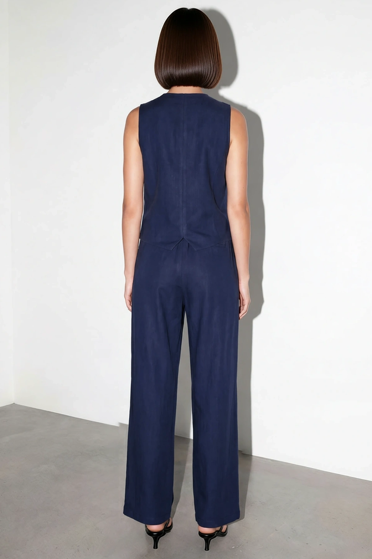 Kadın Kolsuz Yelekli Tencel Takım Oversize Kesim Geniş Paça Bisiklet Yaka Çift Cepli Dokuma Günlük