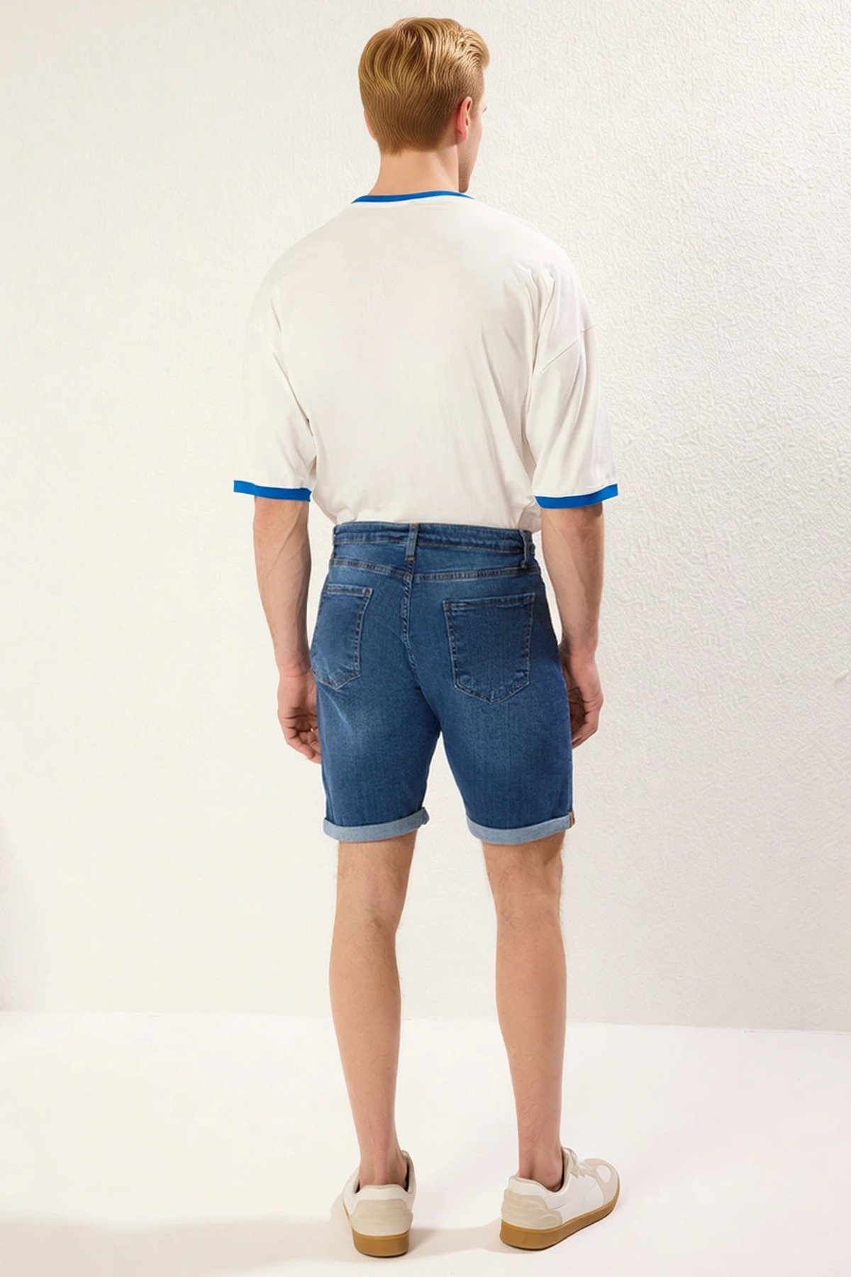 Erkek Şort Slim Fit Kot Normal Bel Destroylu Yıpratmalı Dar Paça Denim Kumaş Yazlık Kısa Boy