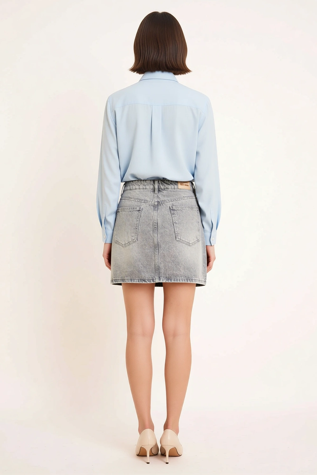 Kadın Mini Denim Etek Orta Bel %100 Pamuk Rigid Dokuma Klasik Kesim Günlük Rahat Modern Şık Konforlu