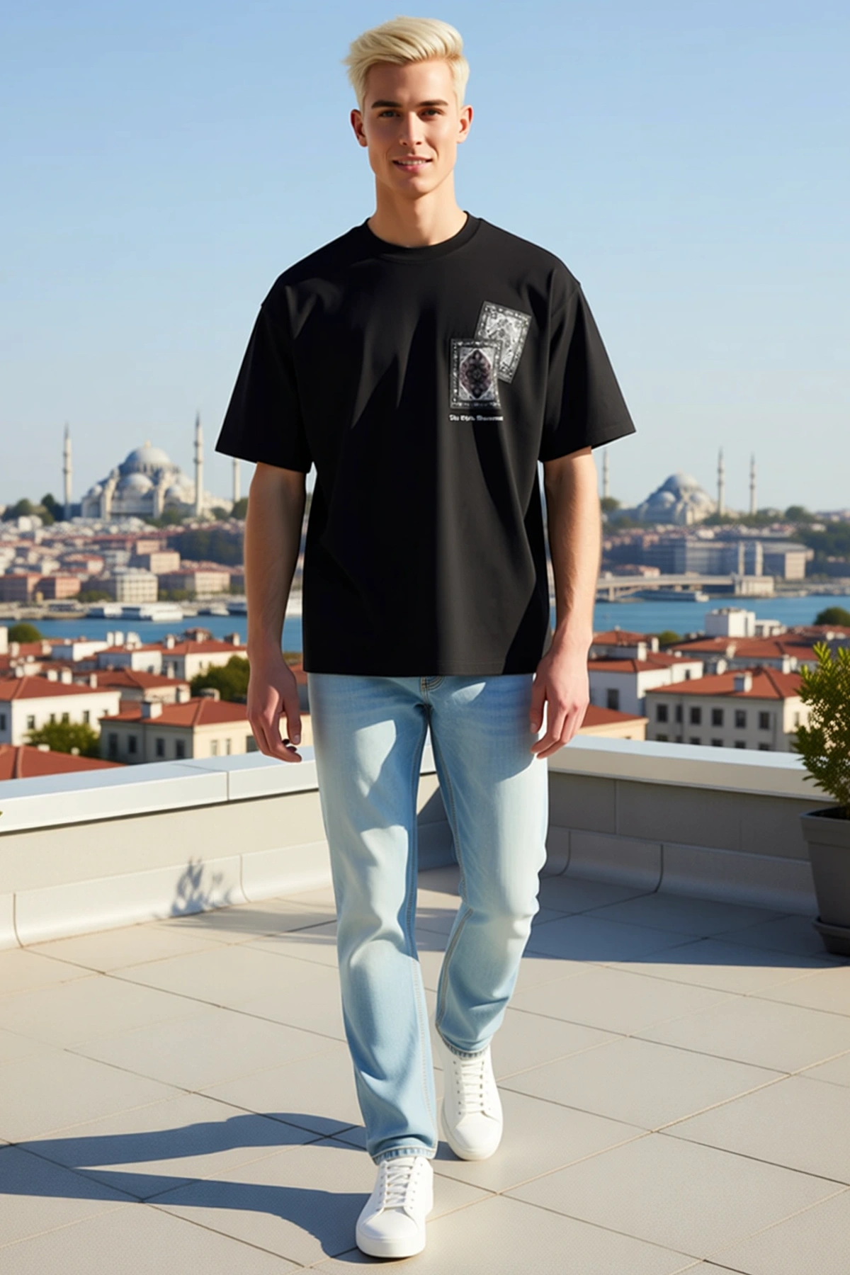 Erkek Bisiklet Yaka Oversize Kısa Kollu Göğüs Halı Motifli Küçük Yazılı Baskılı Düşük Omuz Tişört