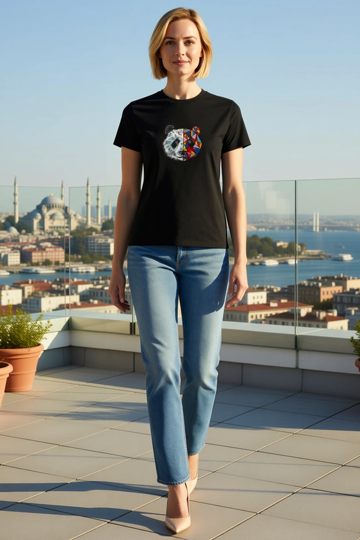 Kadın Bisiklet Yaka Kısa Kollu Göğüs Ortası Geometrik Panda Desenli Baskılı Rahat Kesim Zarif Tişört
