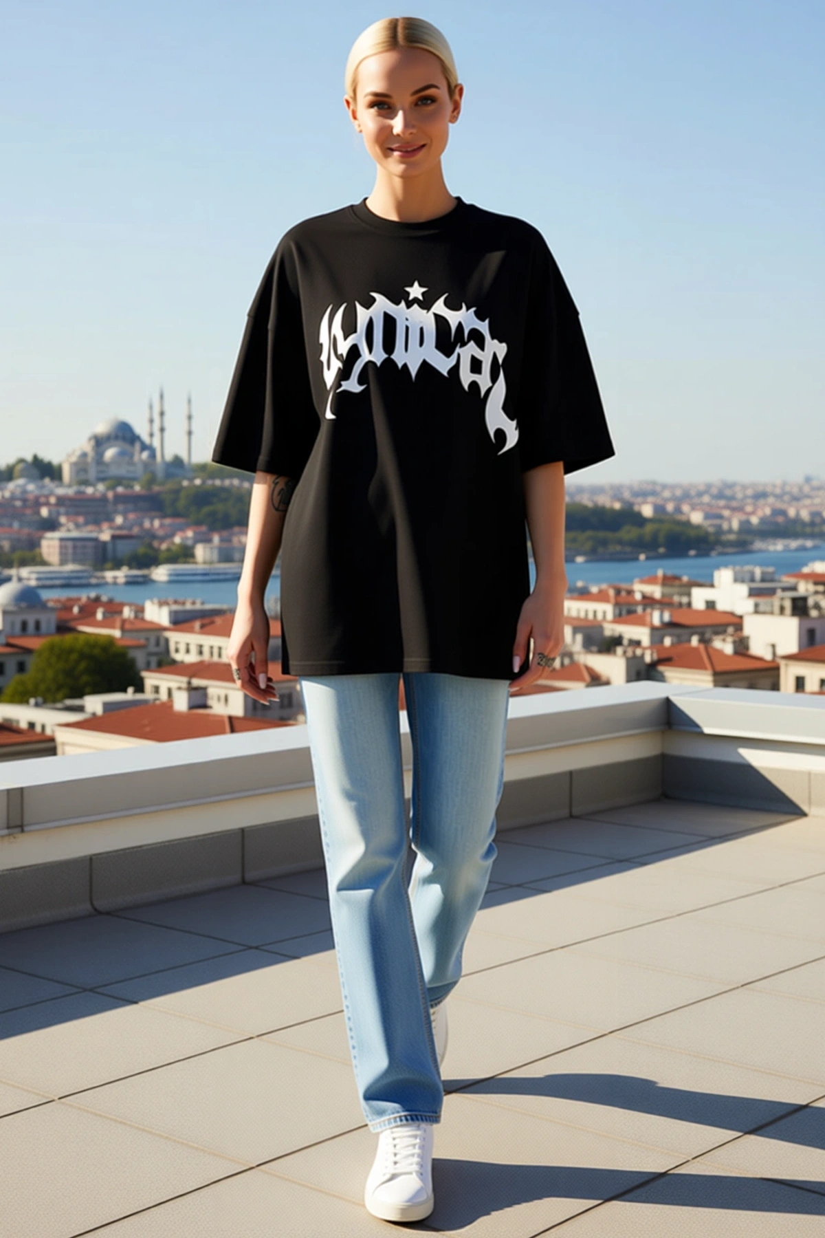 Kadın Bisiklet Yaka Oversize Tişört Gotik Yazılı Yıldız Detaylı Baskılı Düşük Omuz Geniş Kol Rahat